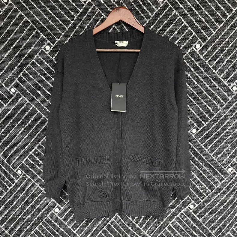 Fendi Fendi Charcoal gray cashmere V-neck cardigan sweater Size XXS / US 00 / IT 34 - 1 Thumbnail