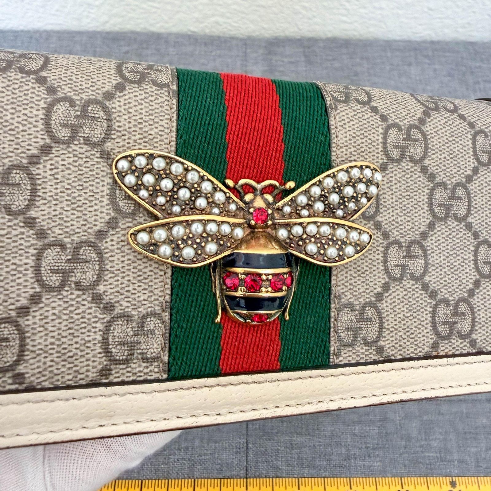 Gucci Authentic Gucci Dionysus Bee GG Supreme Chain Shoulder Bag Size ONE SIZE - 7 Thumbnail