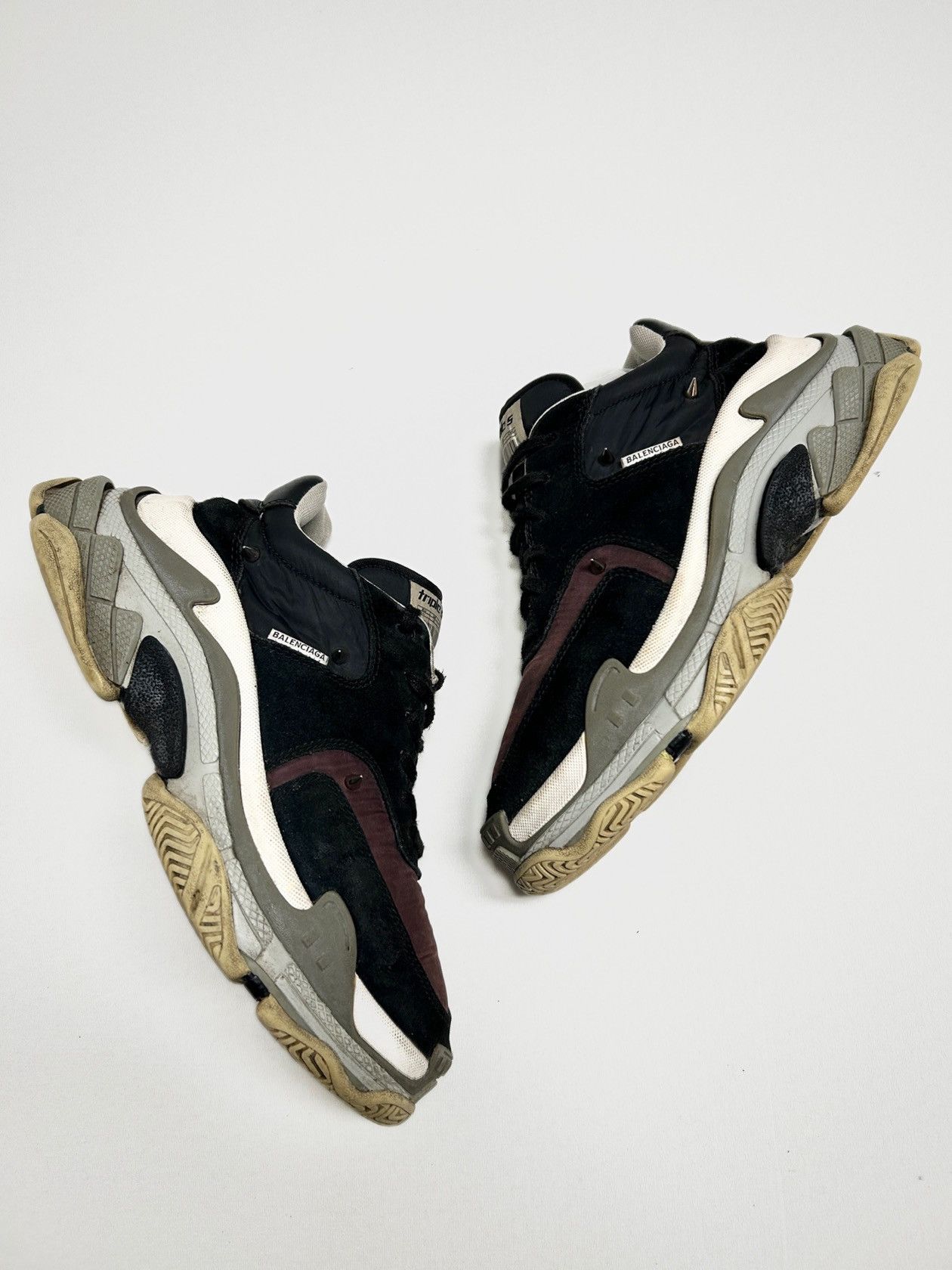 Balenciaga 2017 Burgundy Spiked Triple S Sneaker Size US 8 / EU 41 - 2 Thumbnail