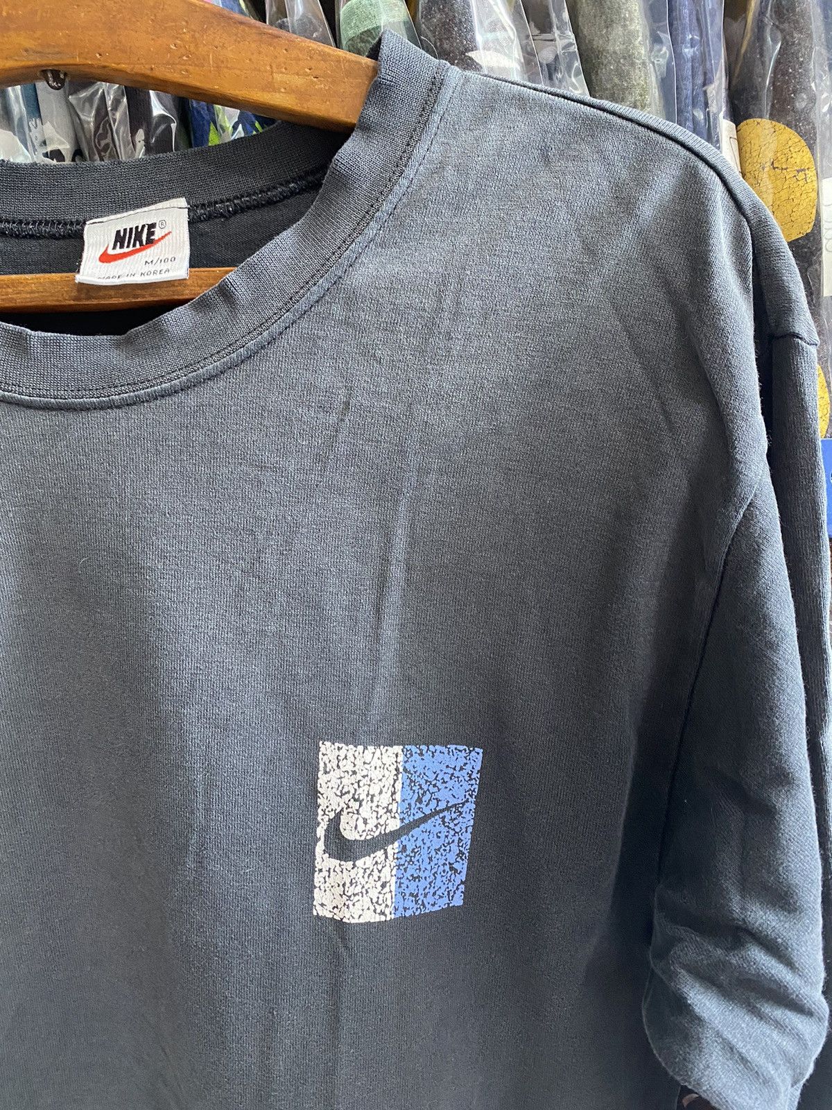 Vintage NIKE VINTAGE TSHIRT Size US M / EU 48-50 / 2 - 2 Thumbnail