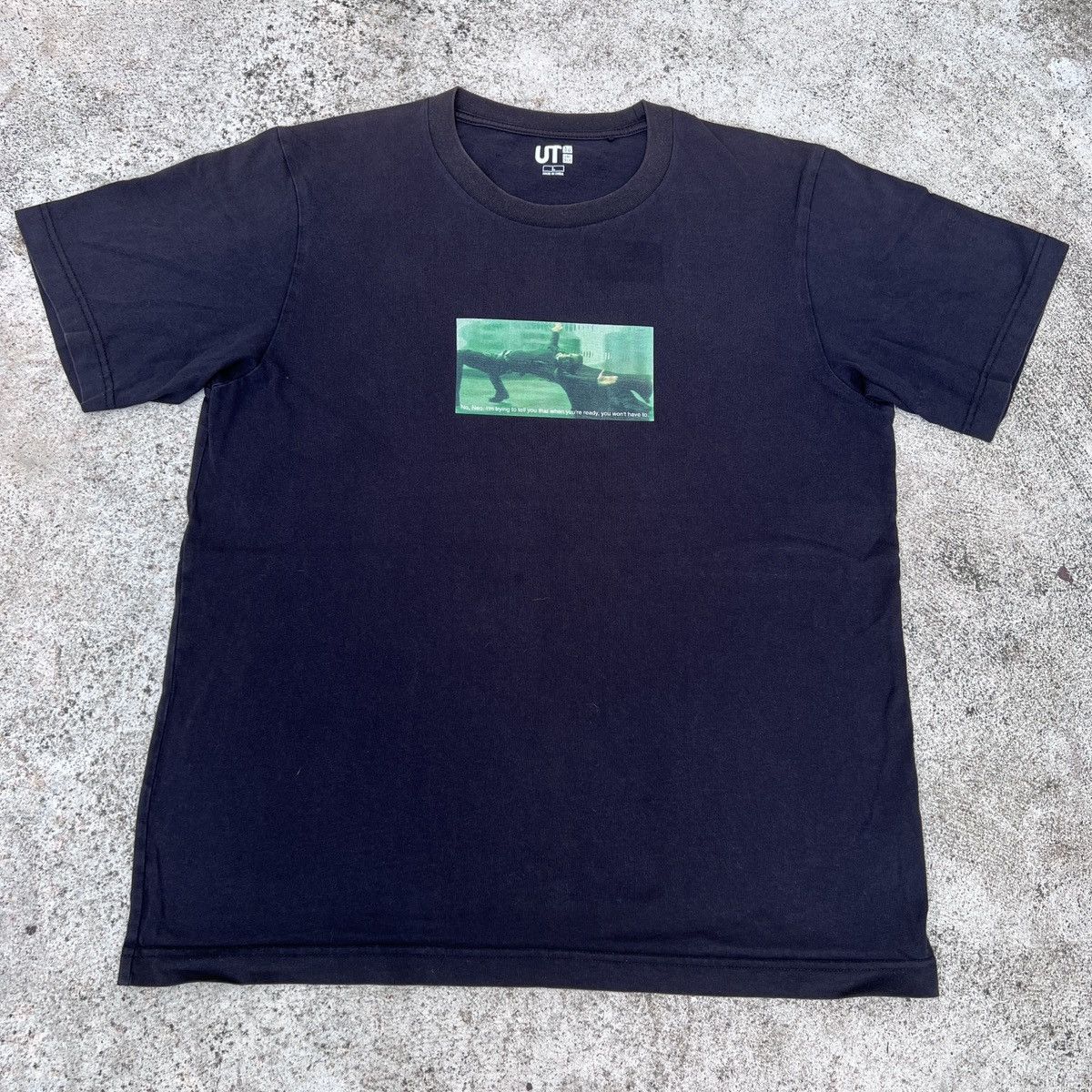 Uniqlo The Matrix x UNIQLO Movie Tee L Faded Size US L / EU 52-54 / 3 - 2 Thumbnail