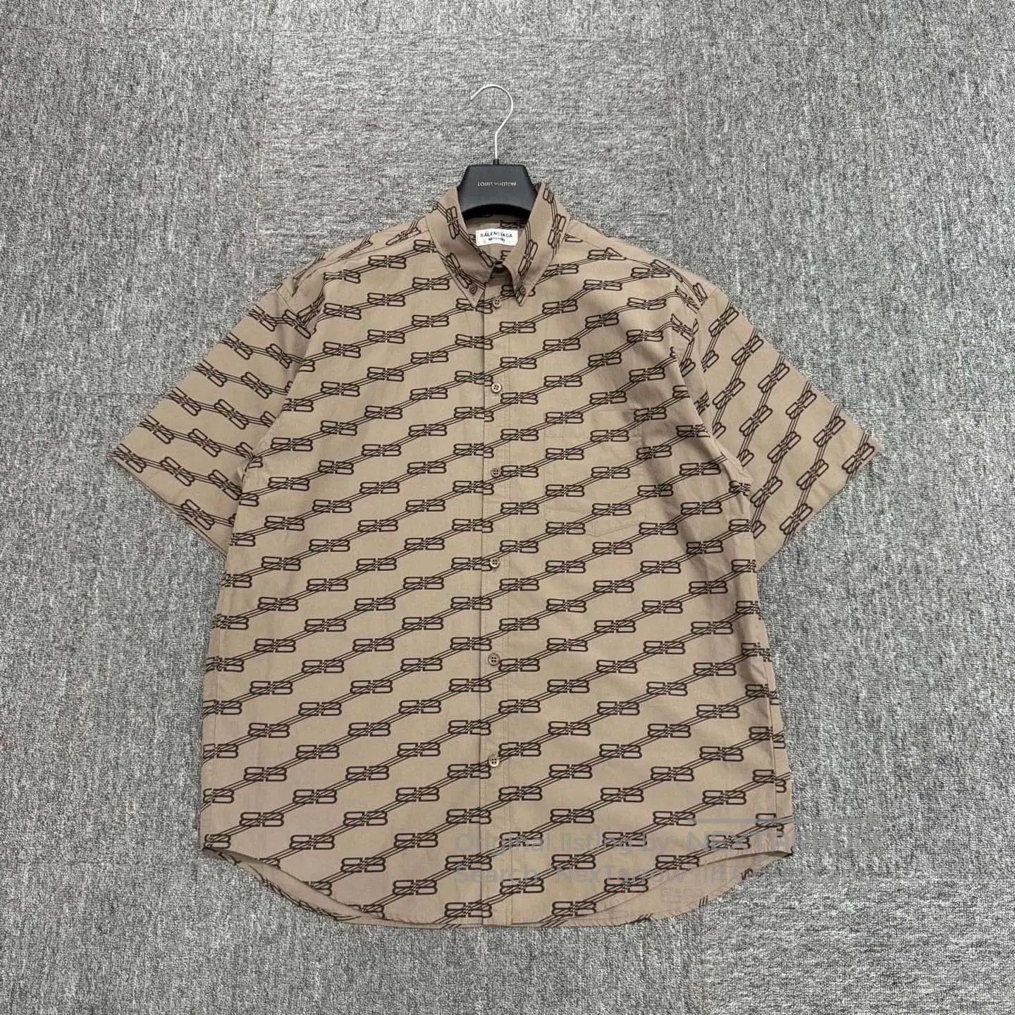 Balenciaga Balenciaga Lock Buckle Print Short Sleeve Shirt. Size US XS / EU 42 / 0 - 1 Thumbnail