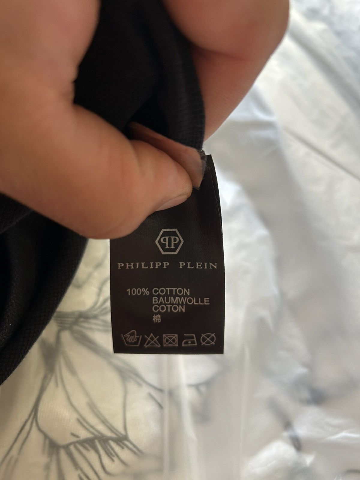 Philipp Plein Philipp Plein, brand new Polo, size S. Size US S / EU 44-46 / 1 - 5 Thumbnail