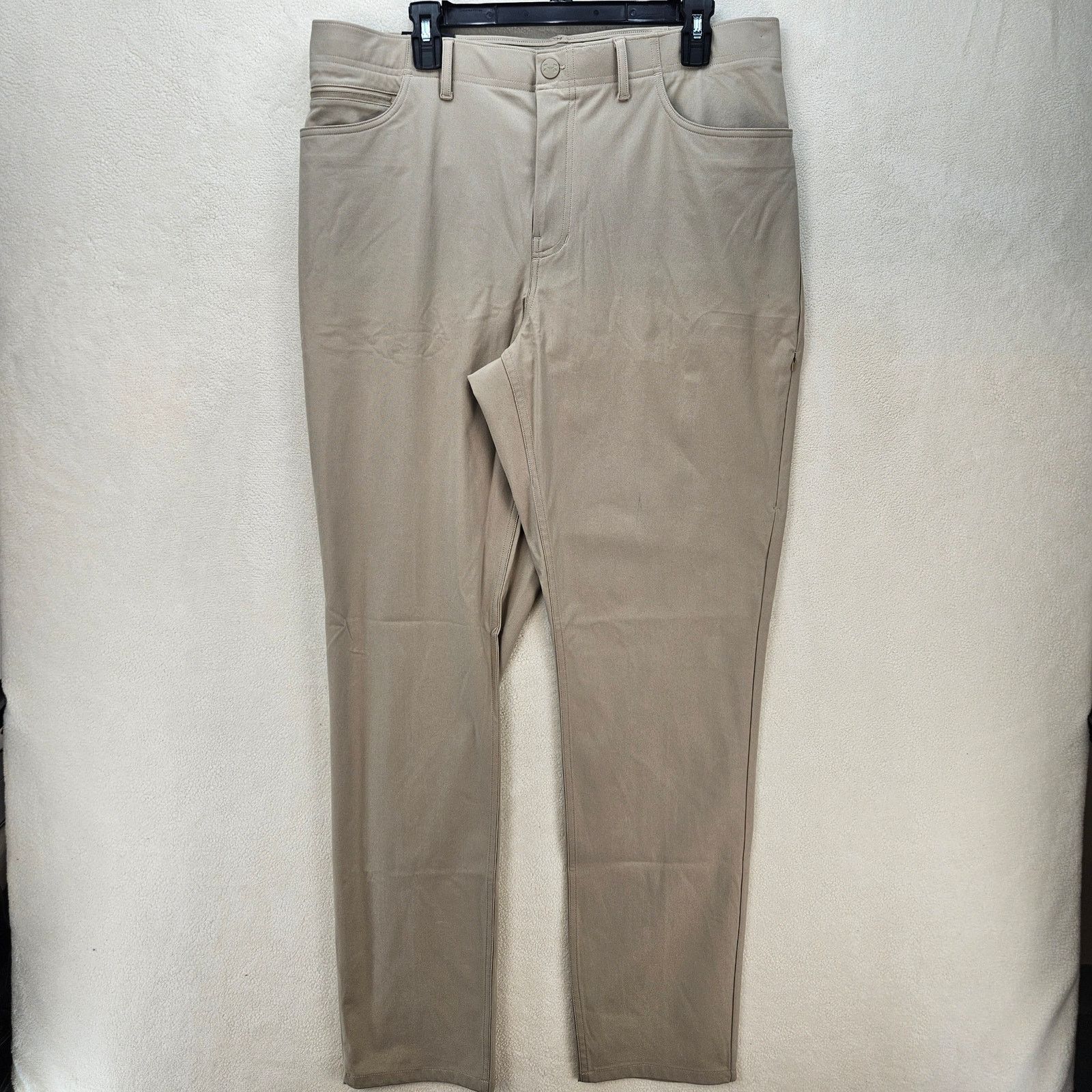 Under Armour UNDER ARMOUR MEN'S 38X34 STORM UNTOPPABLE 7 POCKET KHAKI Size US 38 / EU 54 - 1 Thumbnail