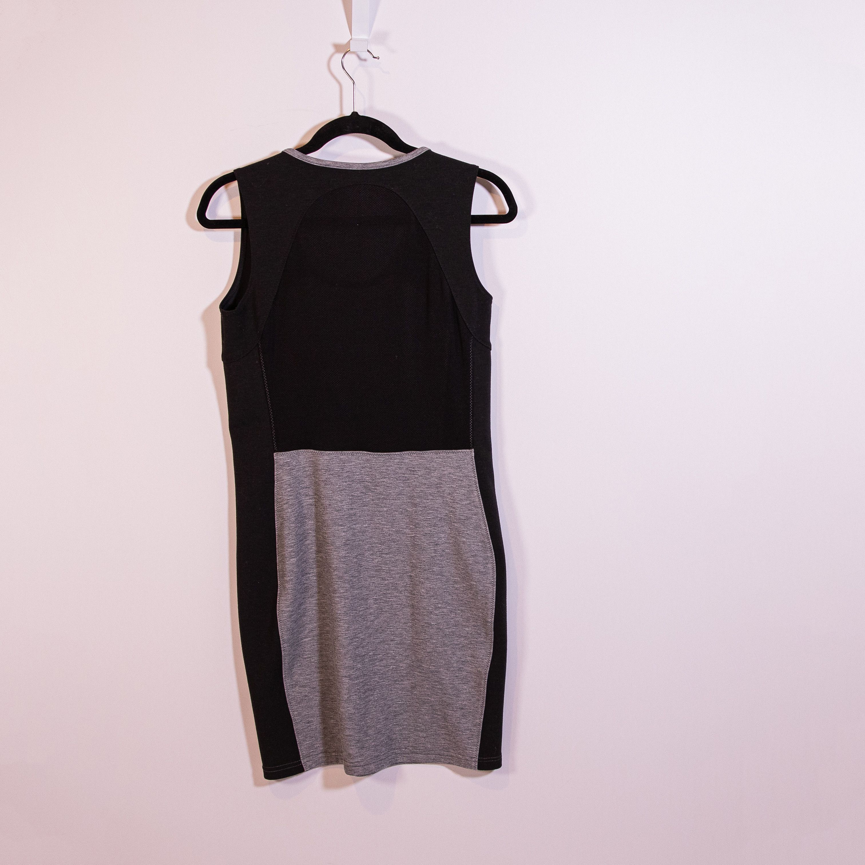 Athleta Athleta Fuse Scuba Ponte Stretch Black Gray Size S / US 4 / IT 40 - 4 Thumbnail