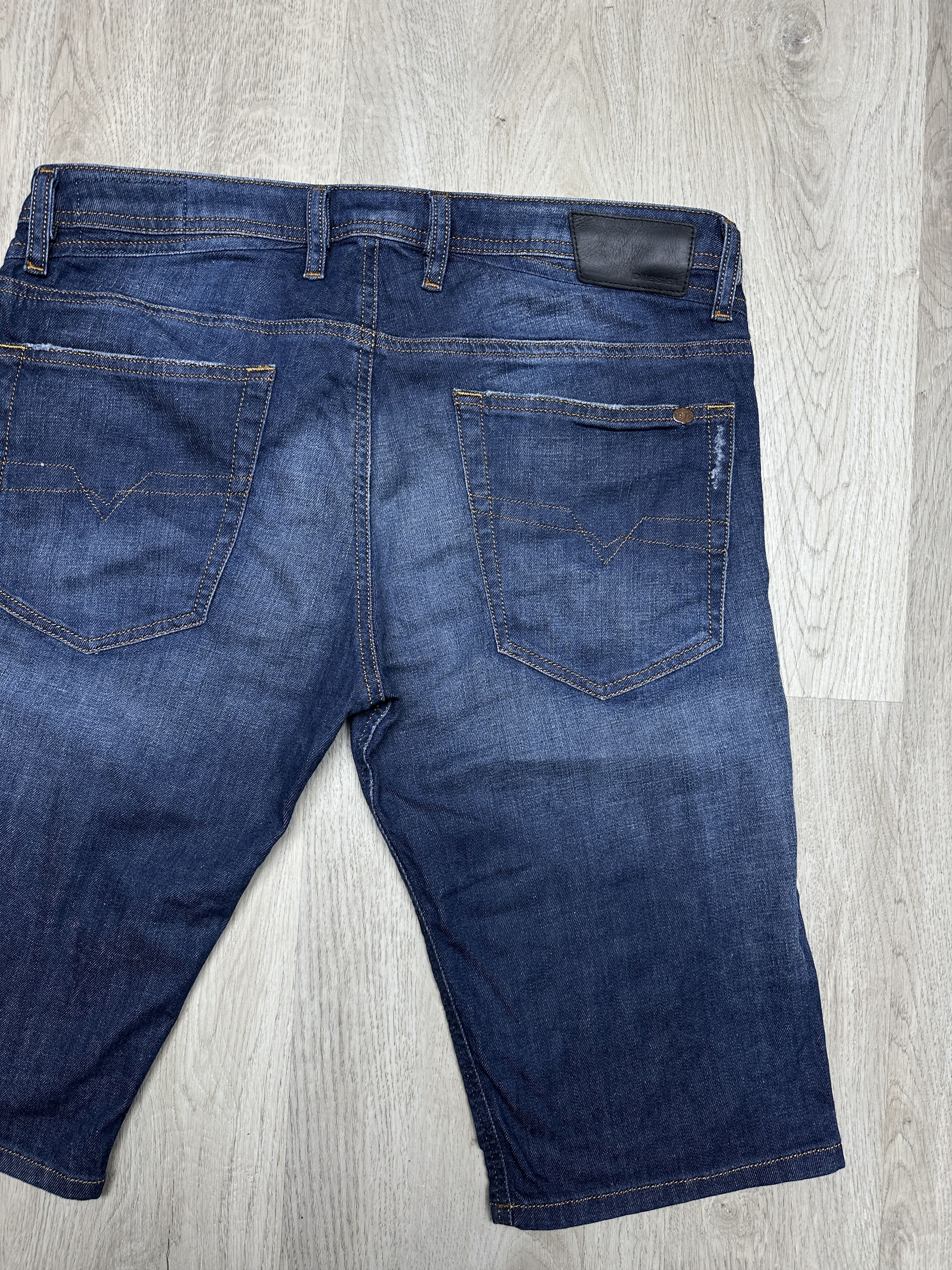 Diesel Diesel Vintage Mens Denim Shorts Size US 31 - 8 Thumbnail