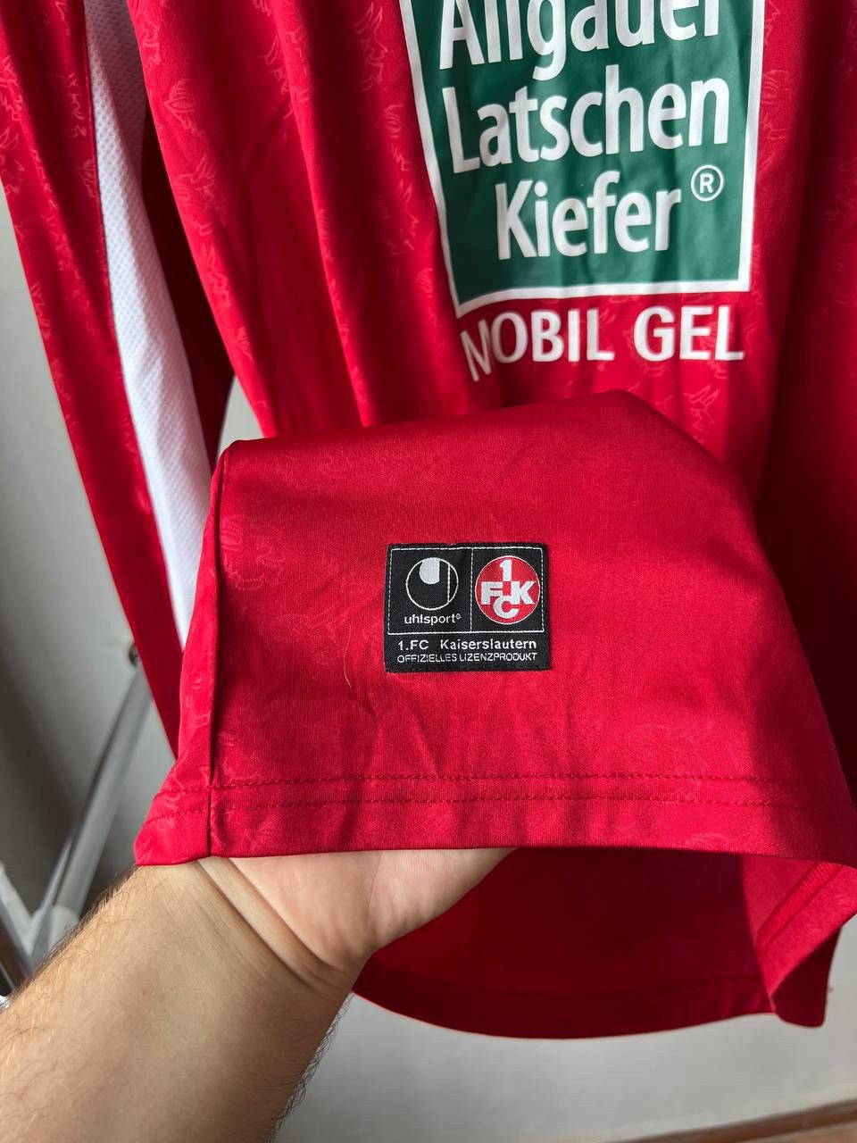 Sports Specialties 2013/14 FC KAISERSLAUTERN HOME SOCCER FOOTBALL JERSEY S Size US S / EU 44-46 / 1 - 7 Thumbnail
