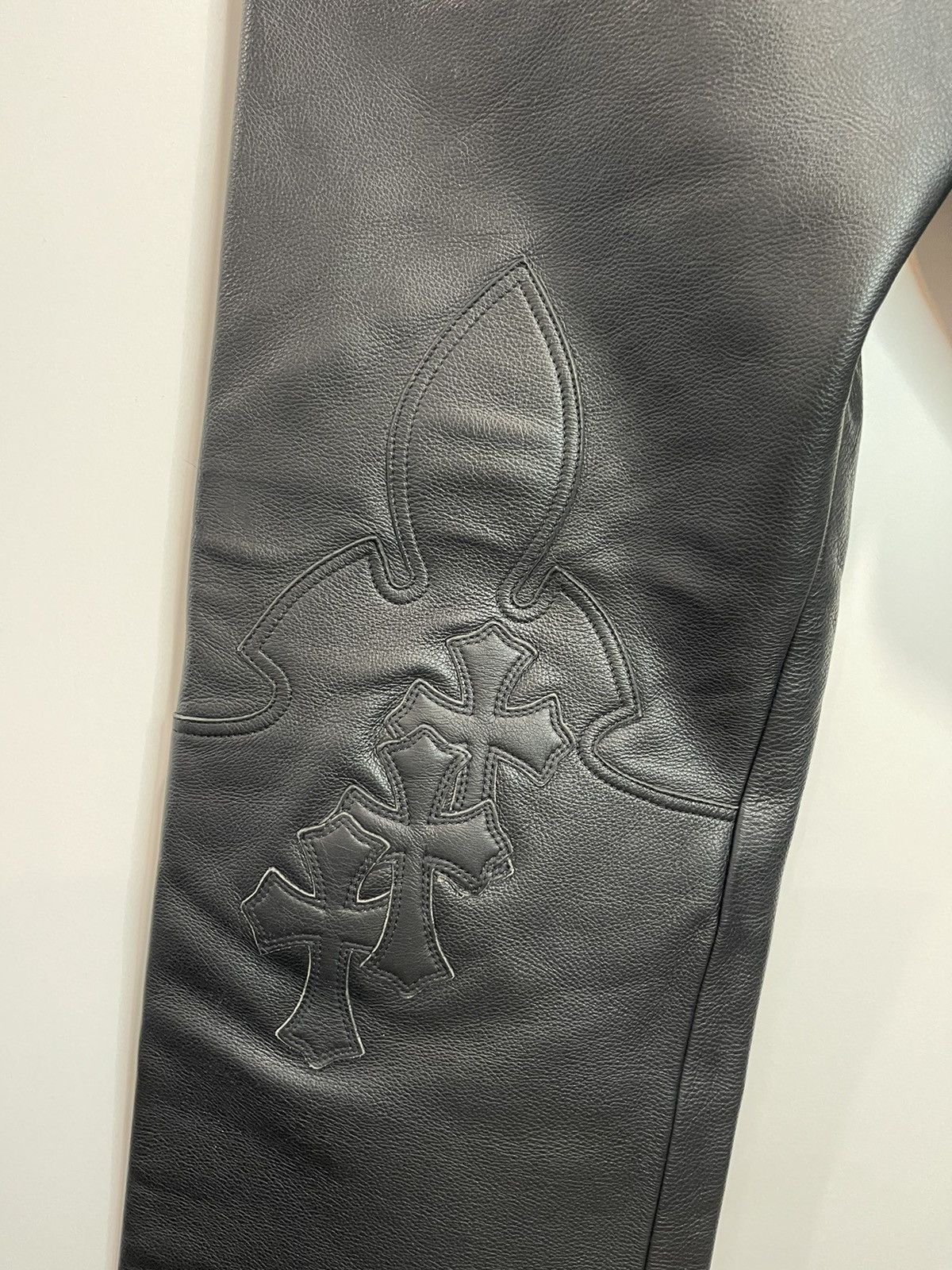 Chrome Hearts Chrome Hearts cross patch leather biker pants Size US 34 / EU 50 - 2 Thumbnail