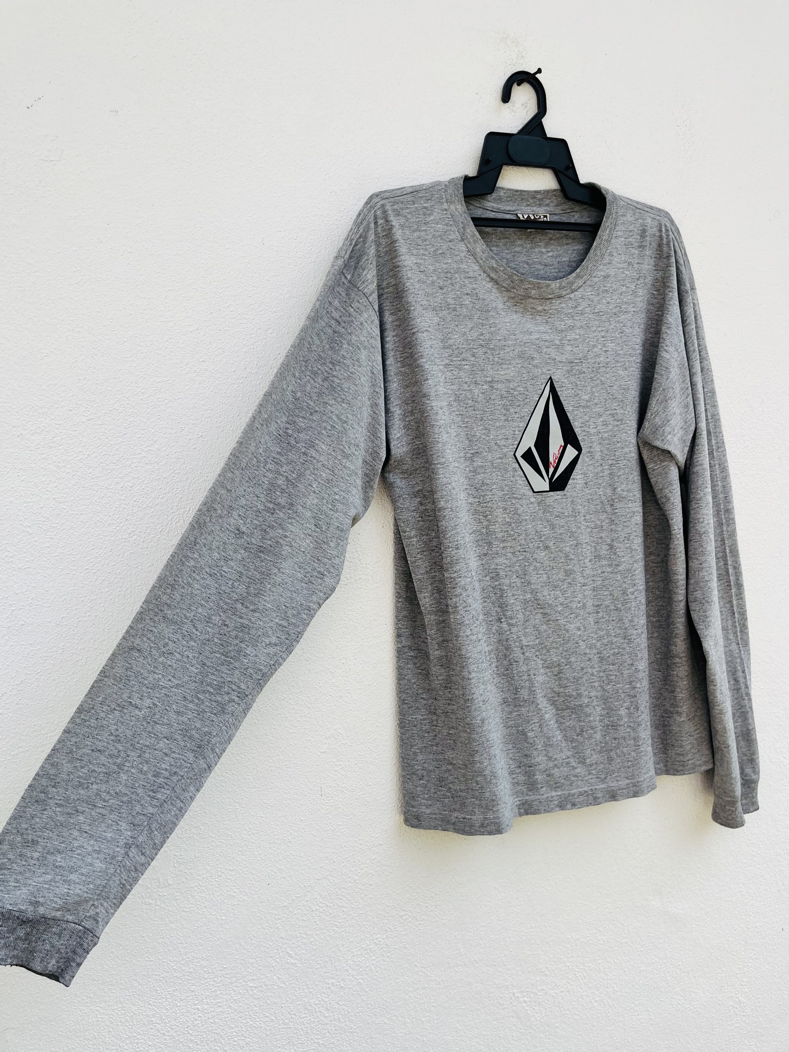 Japanese Brand Vintage Volcom Skateboard Hip Hop Fashion Style Size US L / EU 52-54 / 3 - 5 Thumbnail