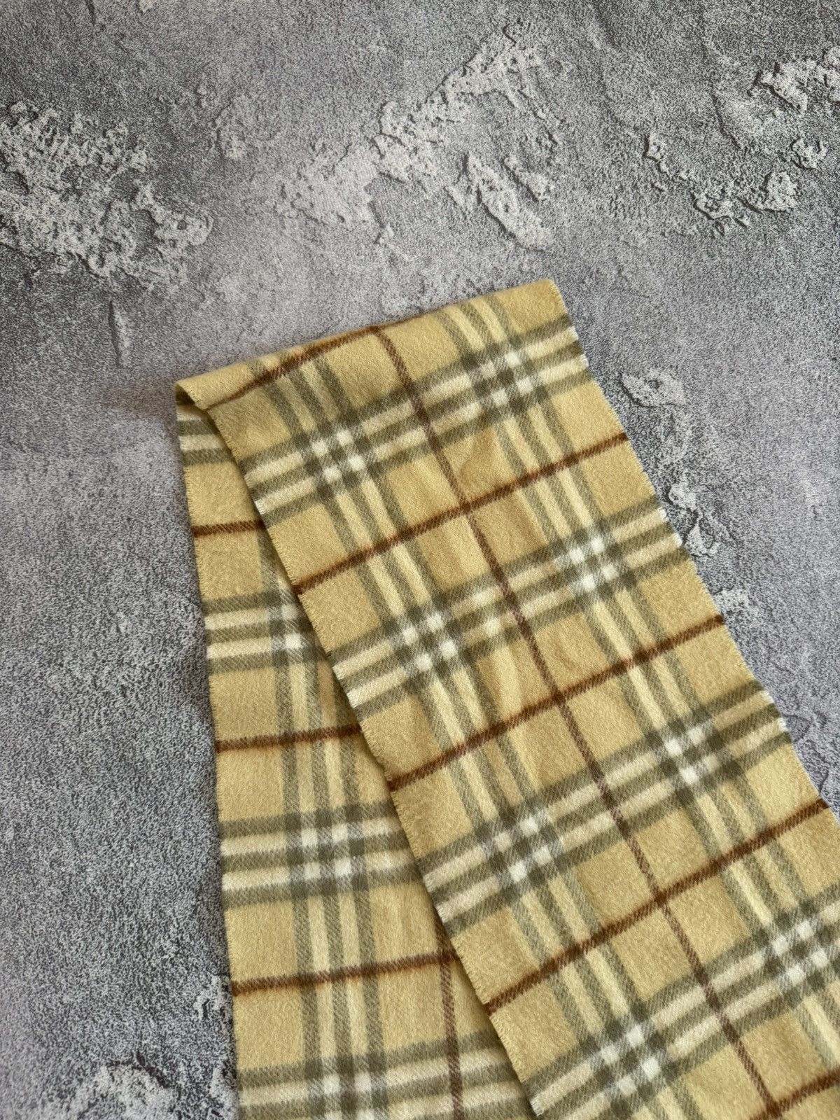 Burberry × Vintage Burberry Burberrys checkered cashmere scarf 🧣 muffler Size ONE SIZE - 10 Thumbnail