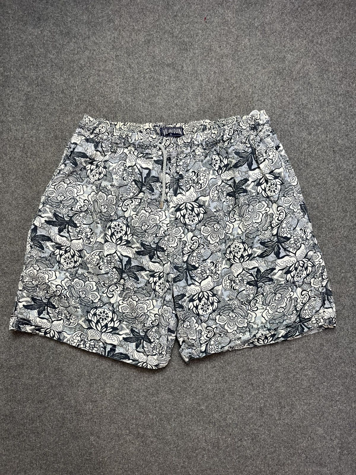Vilebrequin Vilebrequin printed shorts Size US 38 / EU 54 - 1 Thumbnail
