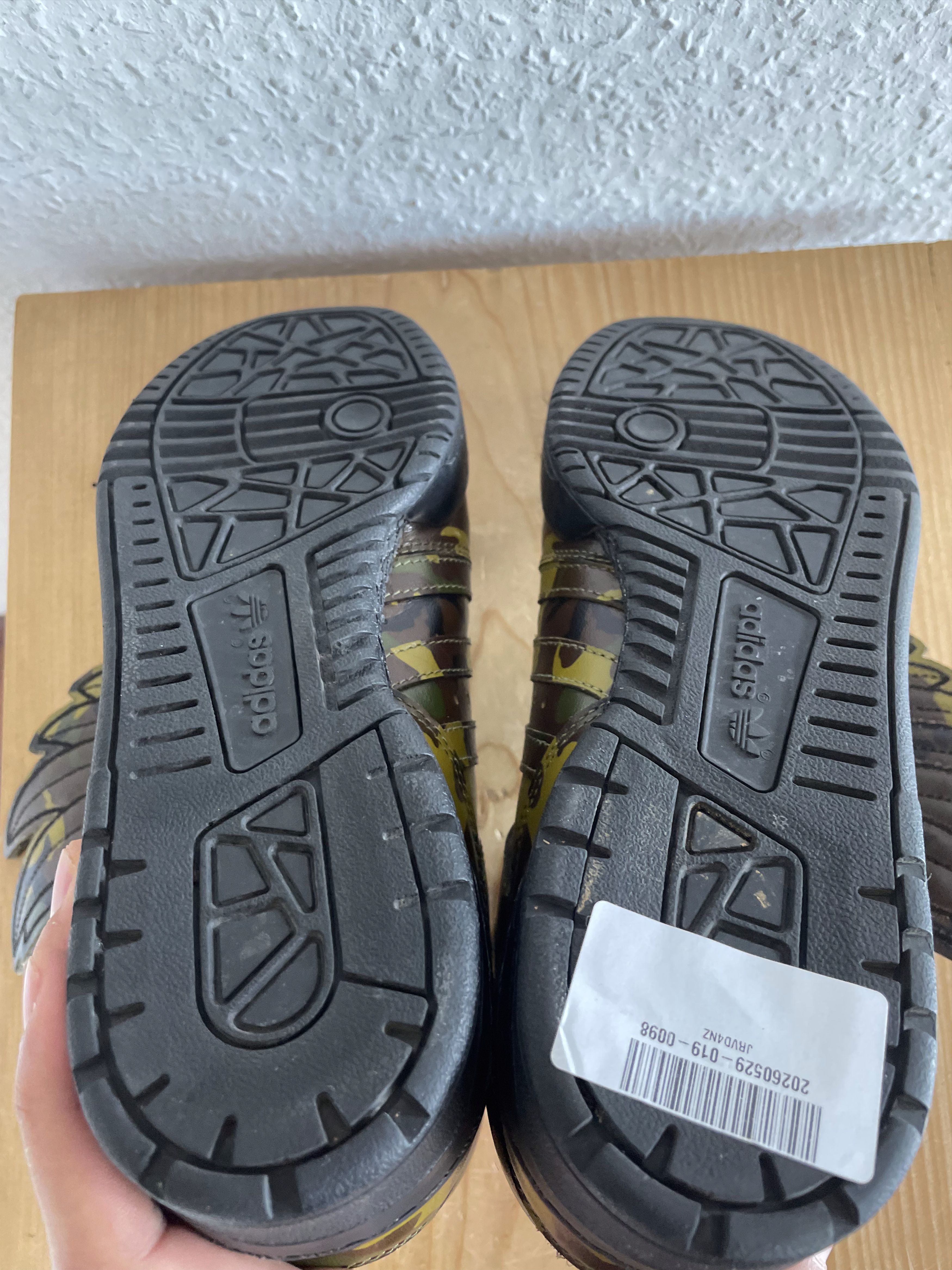Adidas × Jeremy Scott Wings 1.0 Camo Leather Size US 7 / EU 40 - 16 Thumbnail