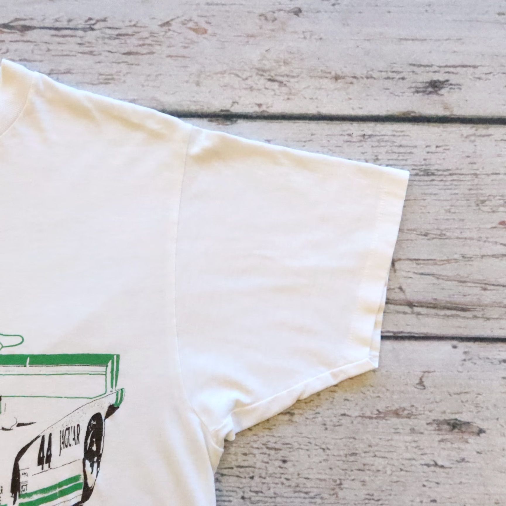 Hanes VINTAGE Le Mans Jaguar Racing T shirt Mens L White 80s Vintage Shirt Size US L / EU 52-54 / 3 - 5 Thumbnail