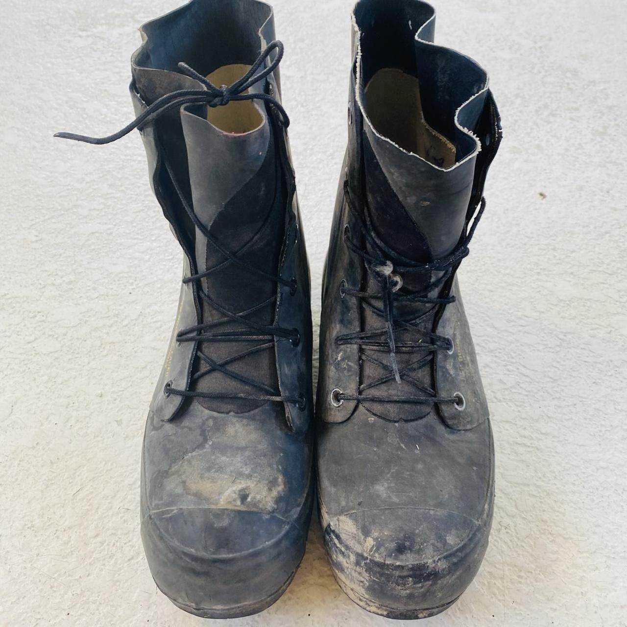 Bata "Raf Simons" Bata Bunny Boots Size US 10 / EU 43 - 2 Thumbnail