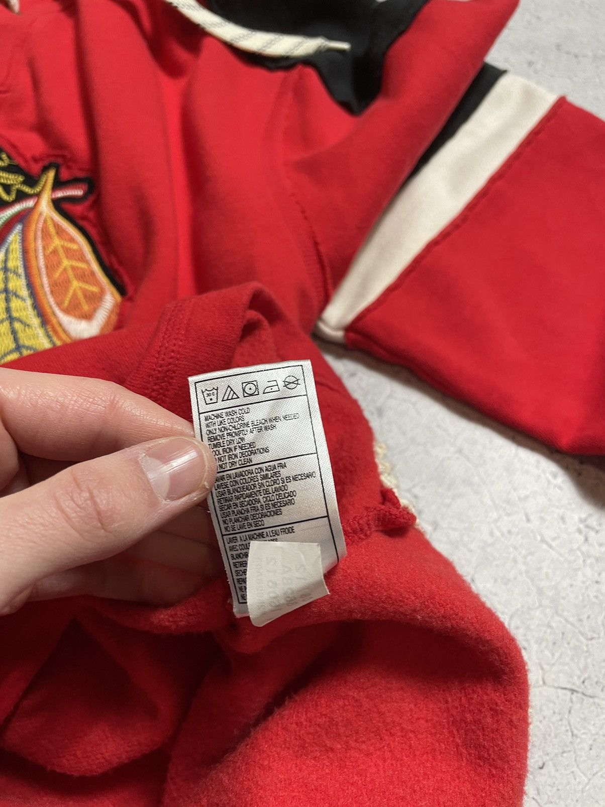 Ccm × NHL Vintage Chicago Blackhawks Hockey Jersey NHL Hoodie Big Logo Size US M / EU 48-50 / 2 - 12 Thumbnail