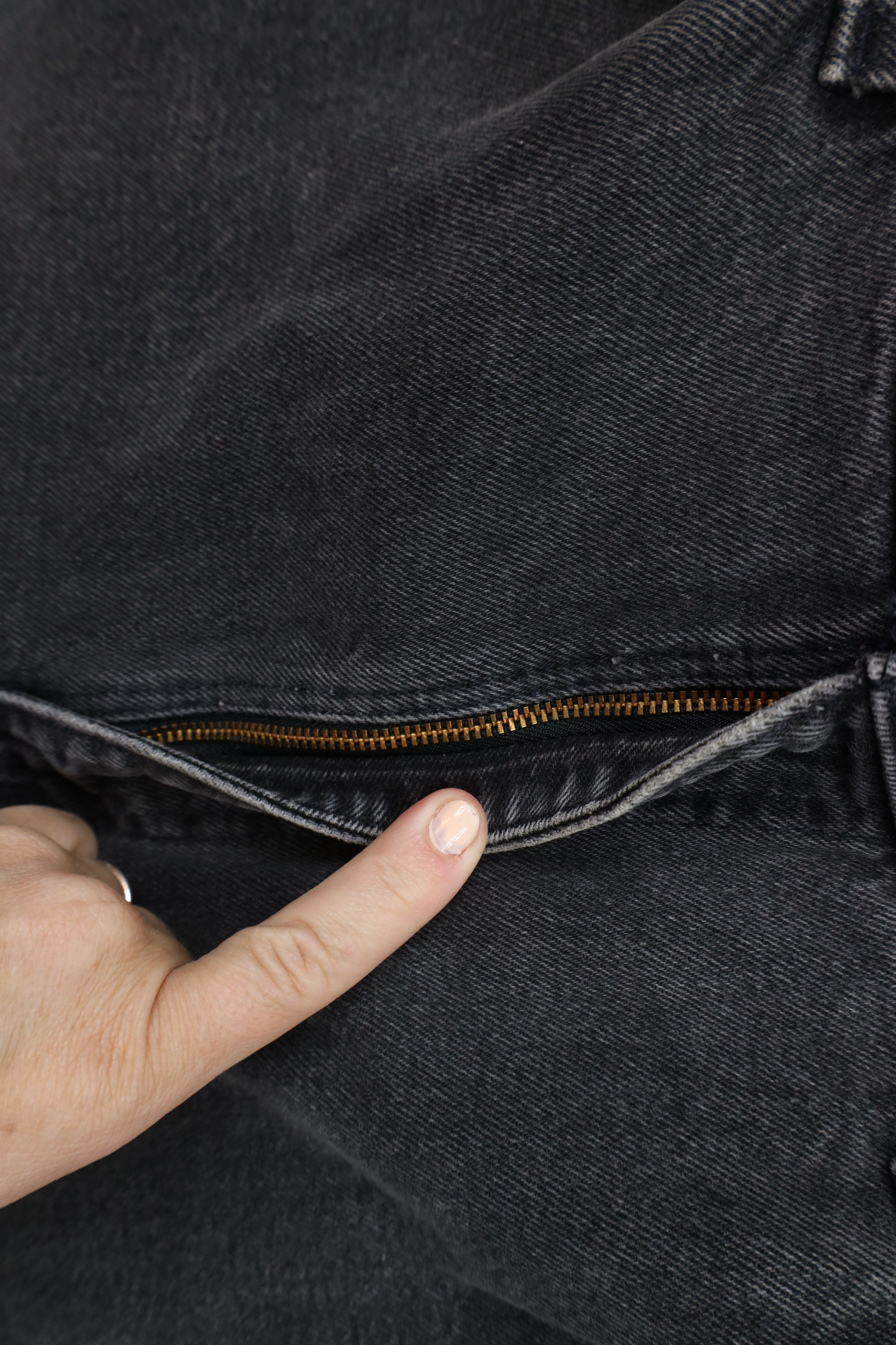 Levi's Vintage 90s Levis 550 Orange Tab Denim Jeans Black Cotton Size US 40 / EU 56 - 6 Thumbnail