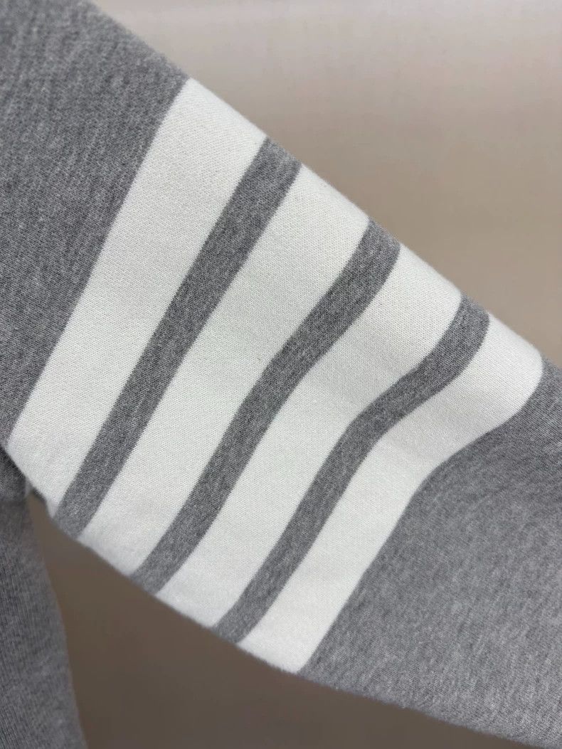 Thom Browne Thom Browne Gray four stripe zip hoodie Size US L / EU 52-54 / 3 - 4 Thumbnail