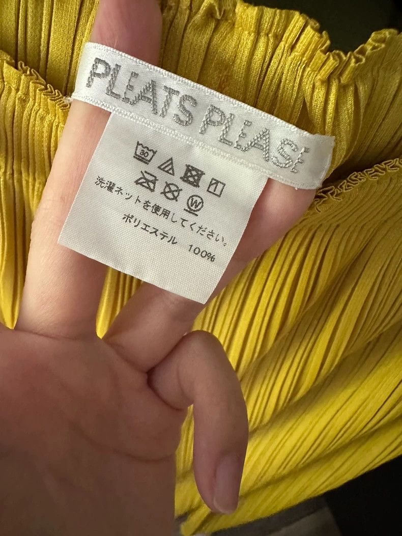 Issey Miyake Issey Miyake size:4 Turmeric fluorescent yellow pleated wi Size 31" - 4 Thumbnail