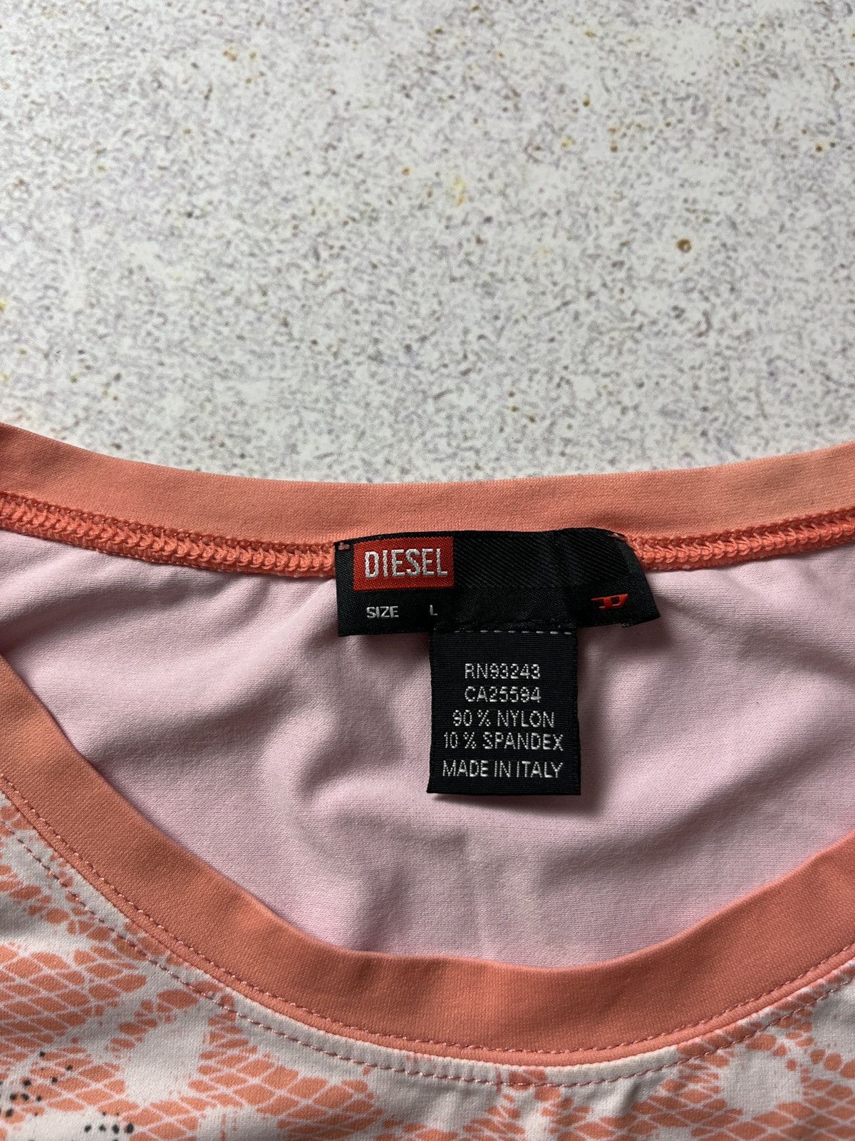 Diesel Crazy Y2K Diesel VTG 2000s face printed tank top size L Size L / US 10 / IT 46 - 7 Thumbnail