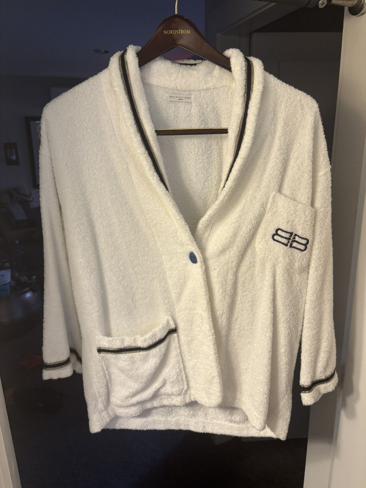 Balenciaga Balenciaga terry button lounge/smoking coat Size US S / EU 44-46 / 1 - 1 Thumbnail