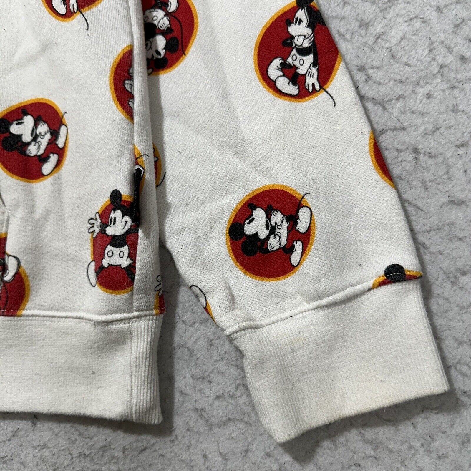 Forever 21 Disney Forever 21 Medium Mickey Mouse Hoodie Fleece Lined Size US M / EU 48-50 / 2 - 8 Thumbnail