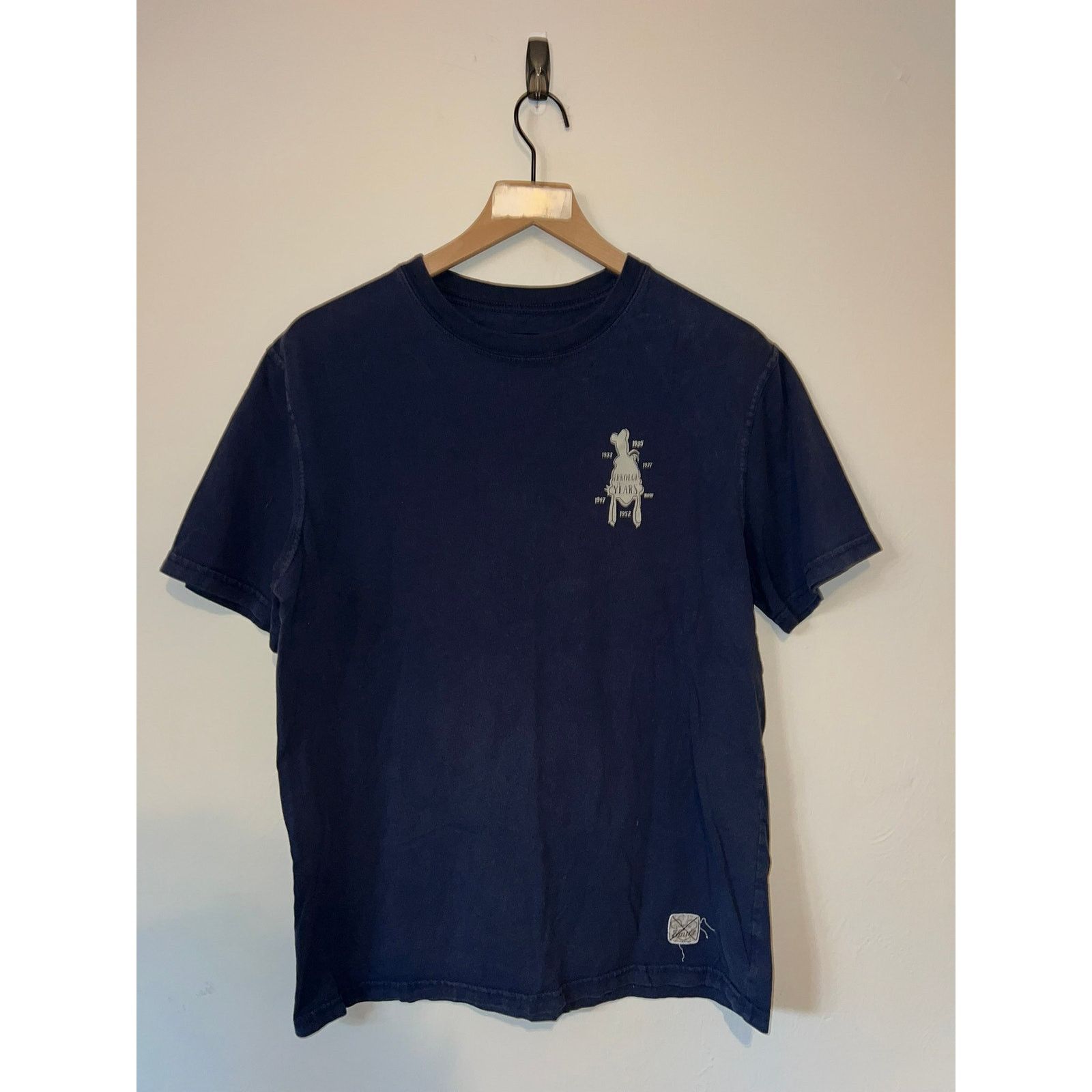 Disney Vintage Goofy Shirt Goofy Through The Years Cartoon Tee L Size US L / EU 52-54 / 3 - 2 Thumbnail