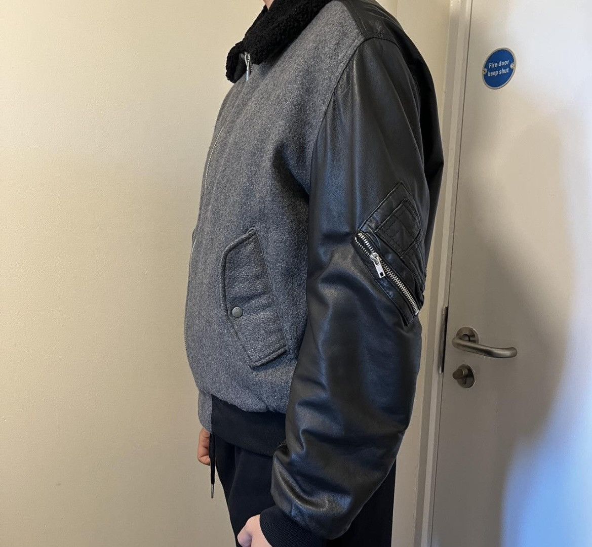 Alexander McQueen Alexander McQueen McQ line lambs skin bomber jacket Size US L / EU 52-54 / 3 - 3 Thumbnail