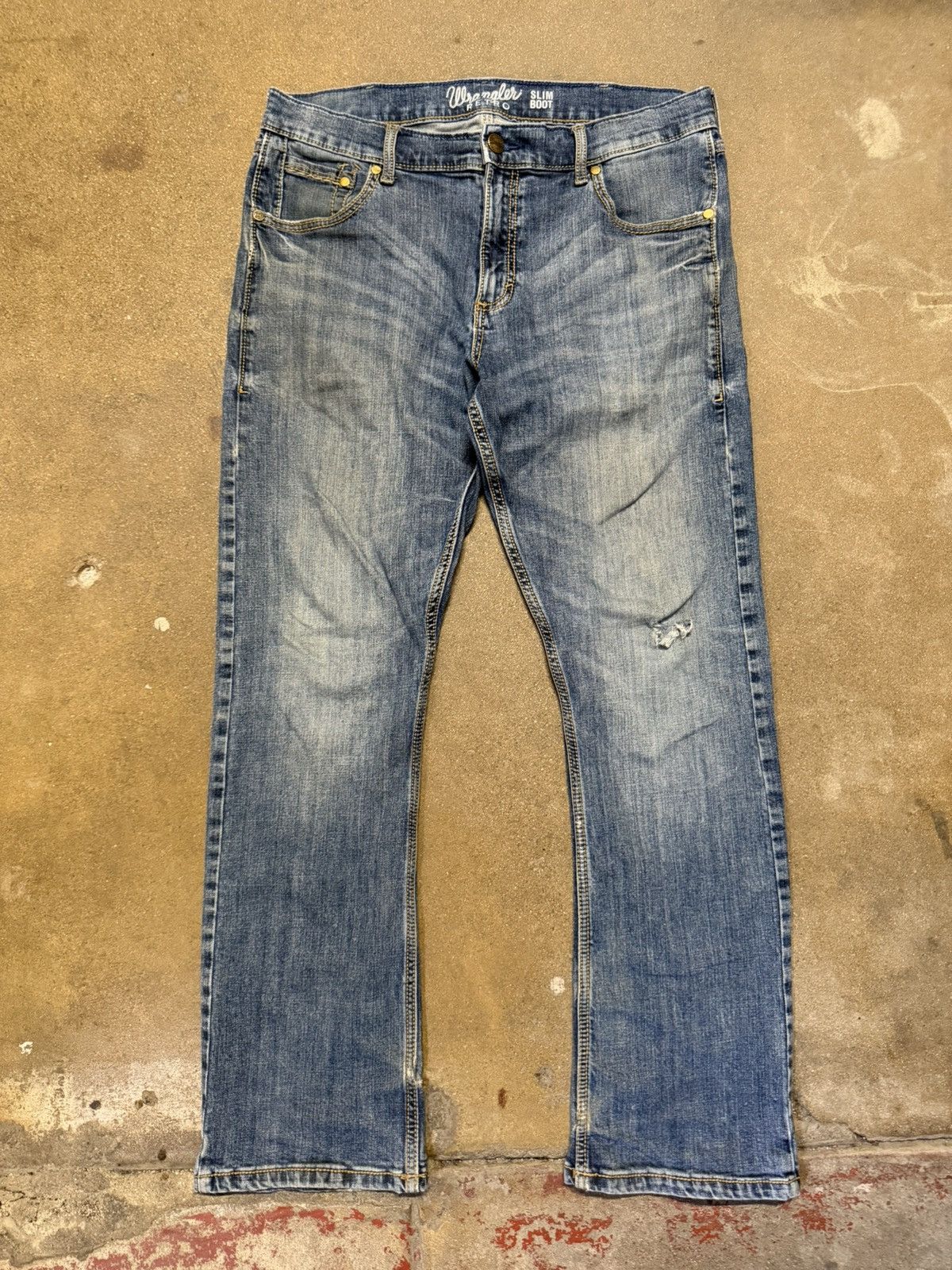Wrangler Wrangler bootcut flare denim jeans size 36x31 Size US 36 / EU 52 - 1 Thumbnail