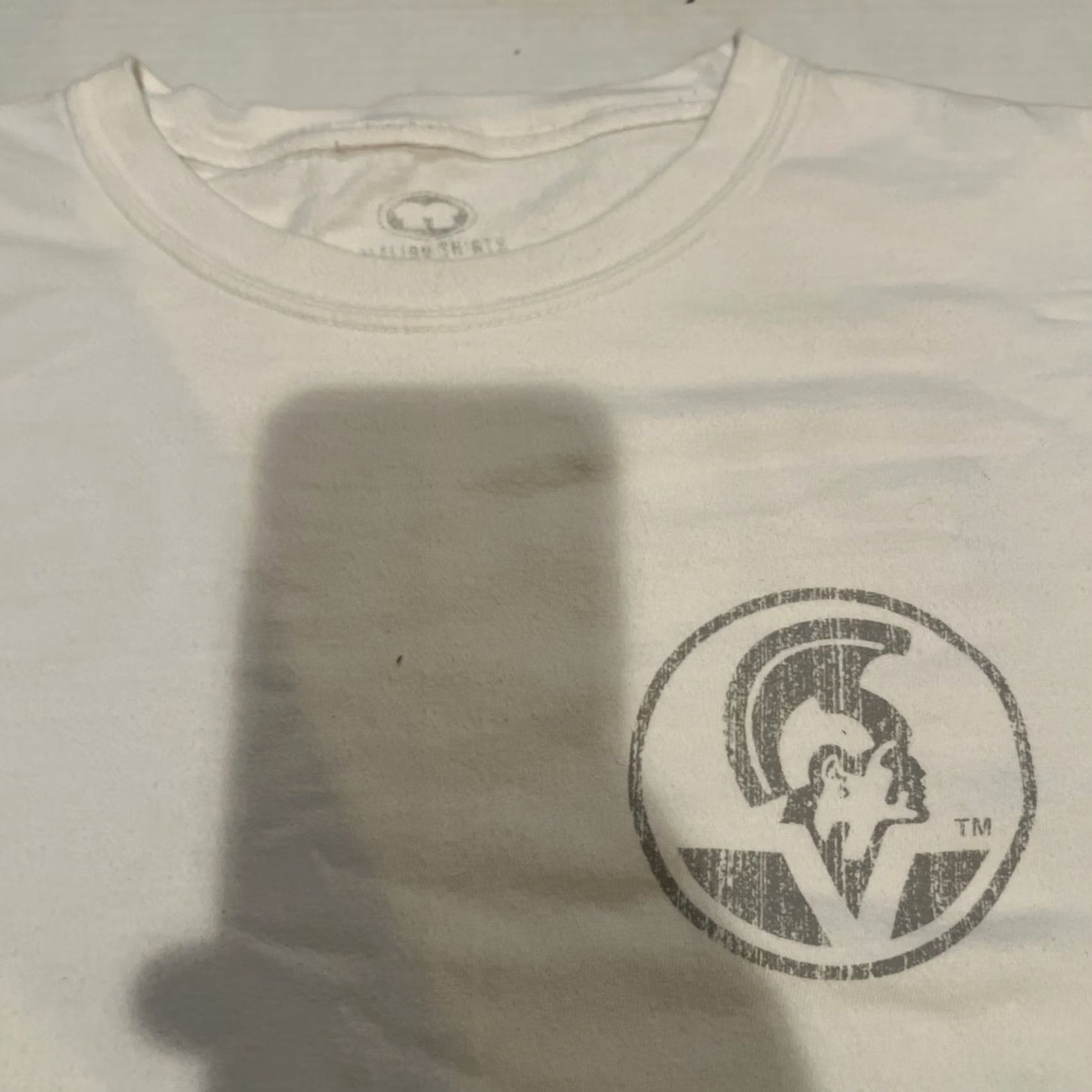 Logo 7 Primo Beer Mohawk Logo Hawaiian Islands Promo Shirt Large White Surfer Vintage Shirt Mens L White Graphic Print Logo Surf Beer Promo Tee Size US L / EU 52-54 / 3 - 3 Thumbnail