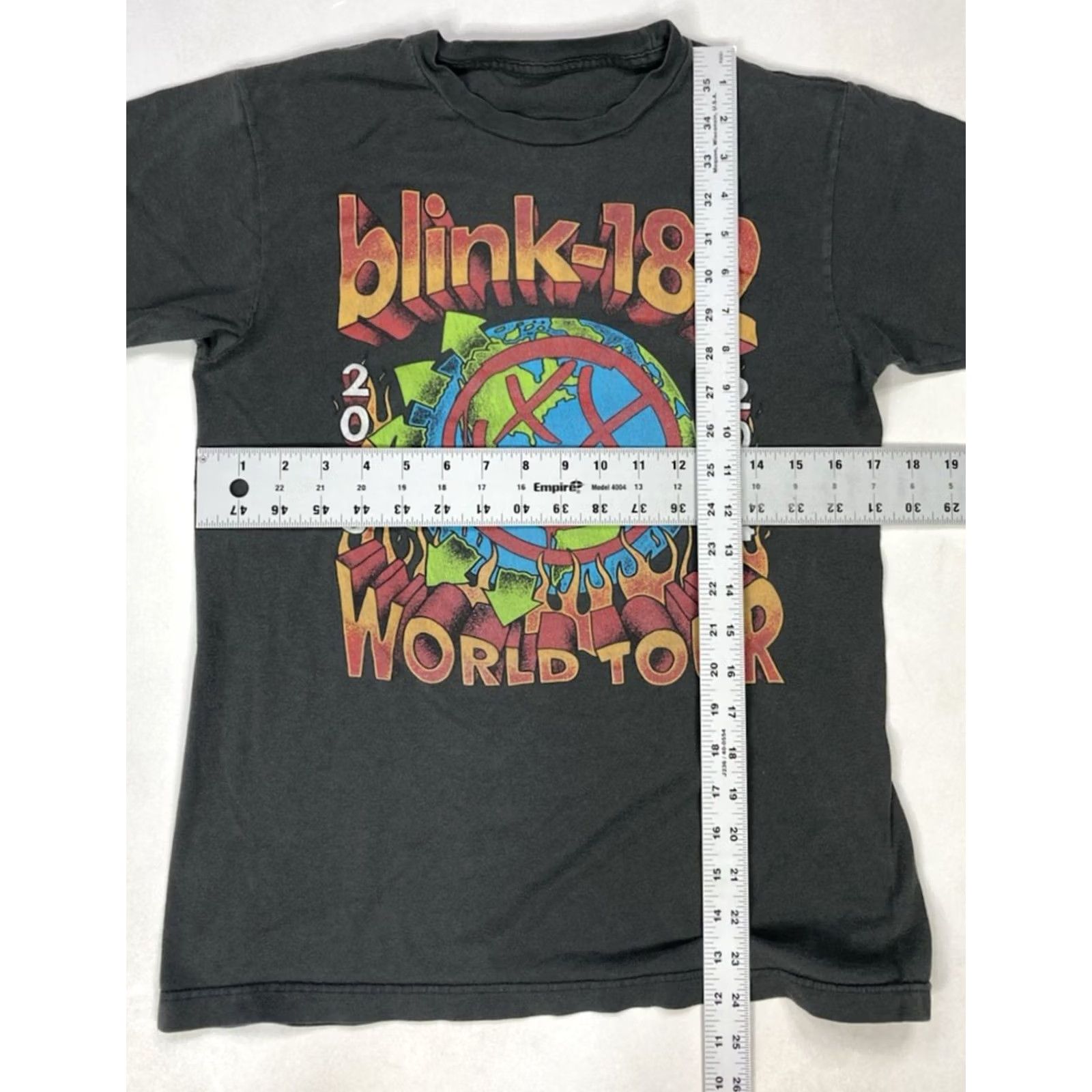 Tultex Blink 182 World Tour Graphic T-shirt Women Small Black Short Sleeve Music Shirt Size S / US 4 / IT 40 - 5 Thumbnail