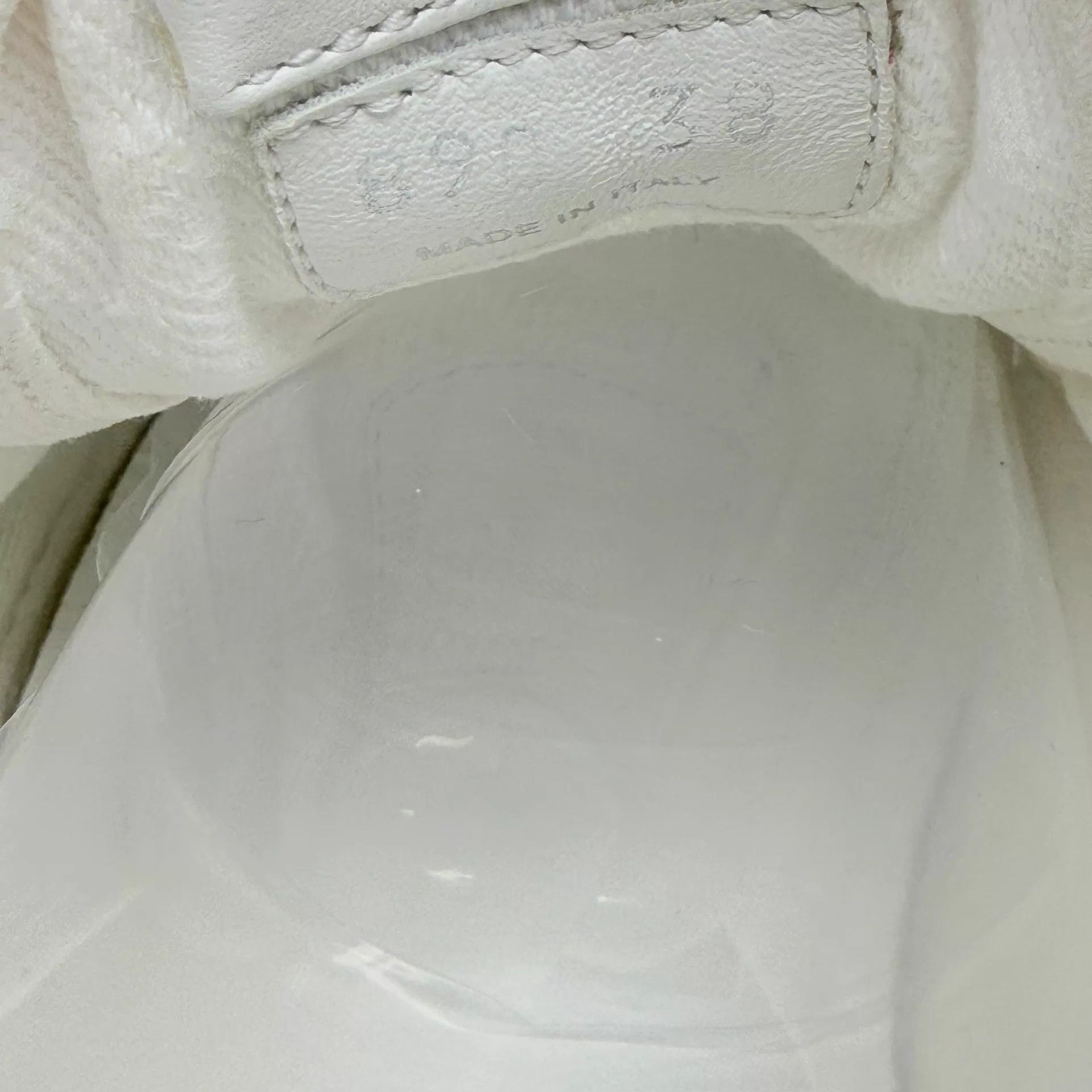 Miu Miu Miu Miu White Logo Velcro Thick Sneaker 38 95 New Size US 7.5 / IT 37.5 - 7 Thumbnail