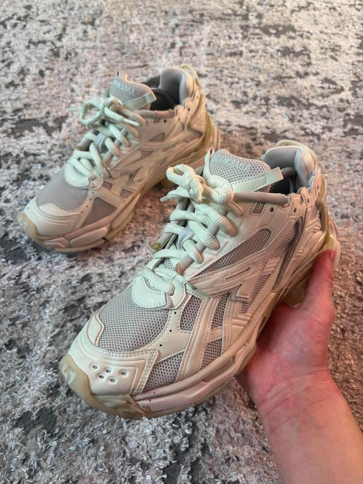 Balenciaga Balenciaga Runner 42 US 9 Size US 9 / EU 42 - 1 Thumbnail
