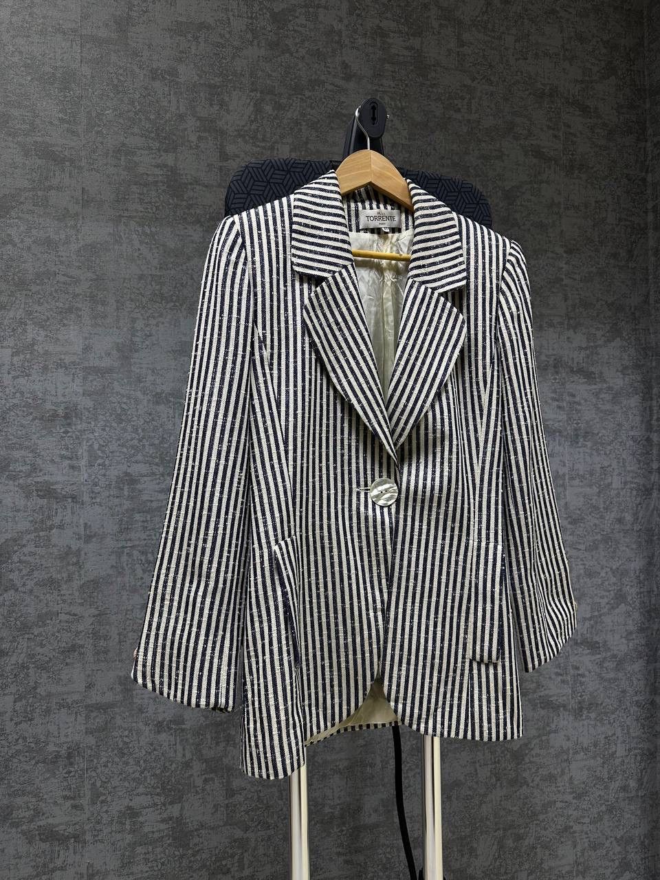 Japanese Brand × Vintage Vintage Miss Torrente Cage Paris Blazer Size L / US 10 / IT 46 - 4 Thumbnail