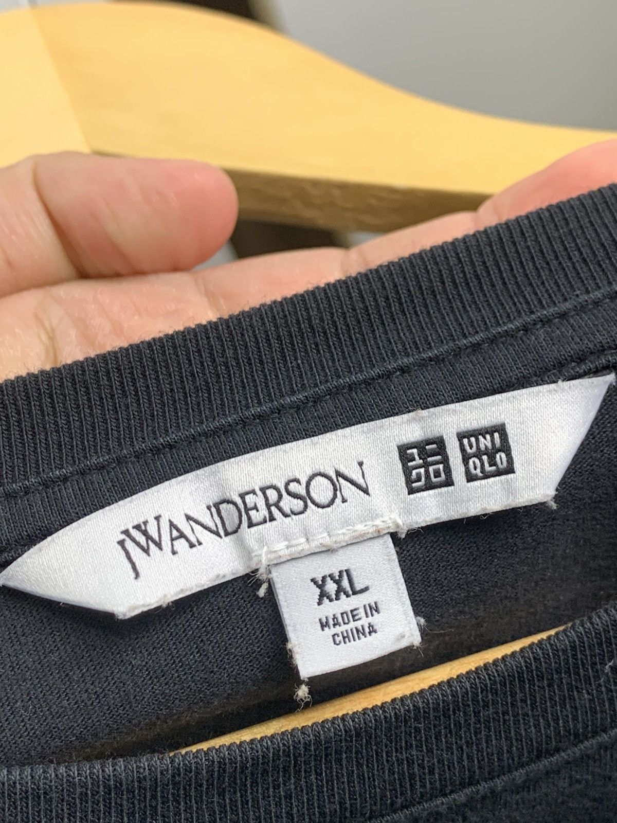 JW Anderson × Uniqlo JW Anderson Uniqlo nice design tee Size XXL / US 16-18 / IT 52-54 - 13 Thumbnail