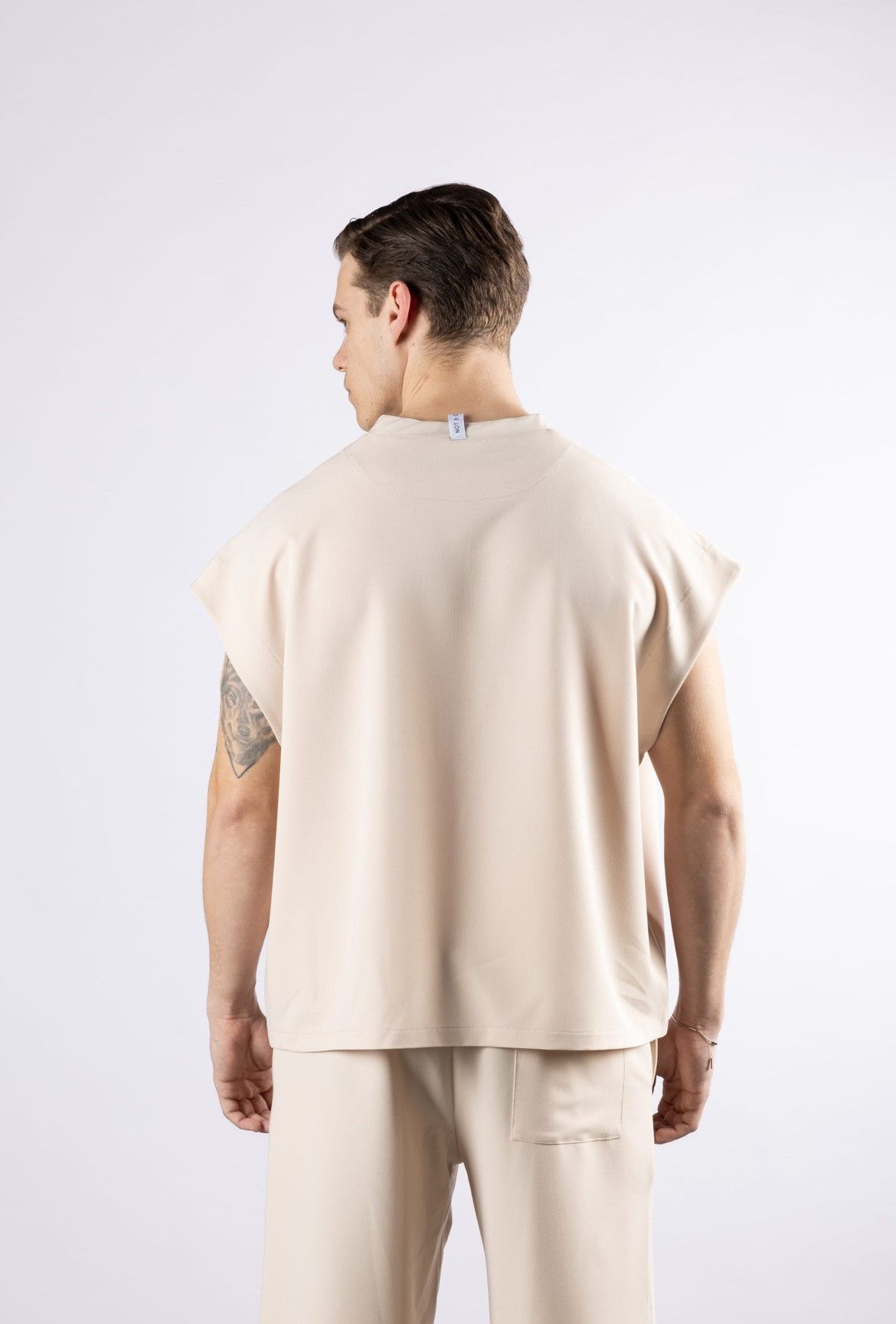 Other Not a common box tank top - off-white (One Size - M/L) Size US M / EU 48-50 / 2 - 7 Thumbnail