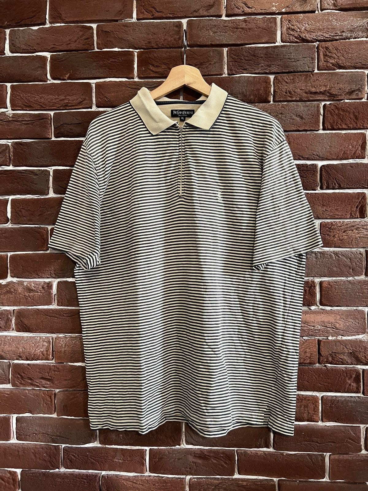 Vintage Vintage YSL 1/4 Zip Yves Saint Laurent Polo Tshirt Hype XL Size US XL / EU 56 / 4 - 1 Thumbnail
