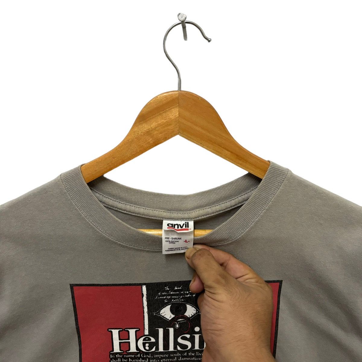 Vintage Vintage Hellsing Graphic Tshirt Size US L / EU 52-54 / 3 - 4 Thumbnail
