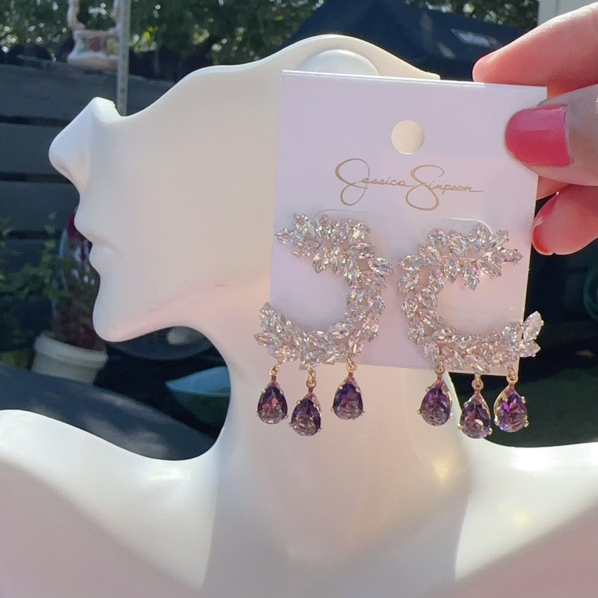 Jessica Simpson Jessica Simpson gold tone crystal open circle leaves purple Size ONE SIZE - 1 Thumbnail