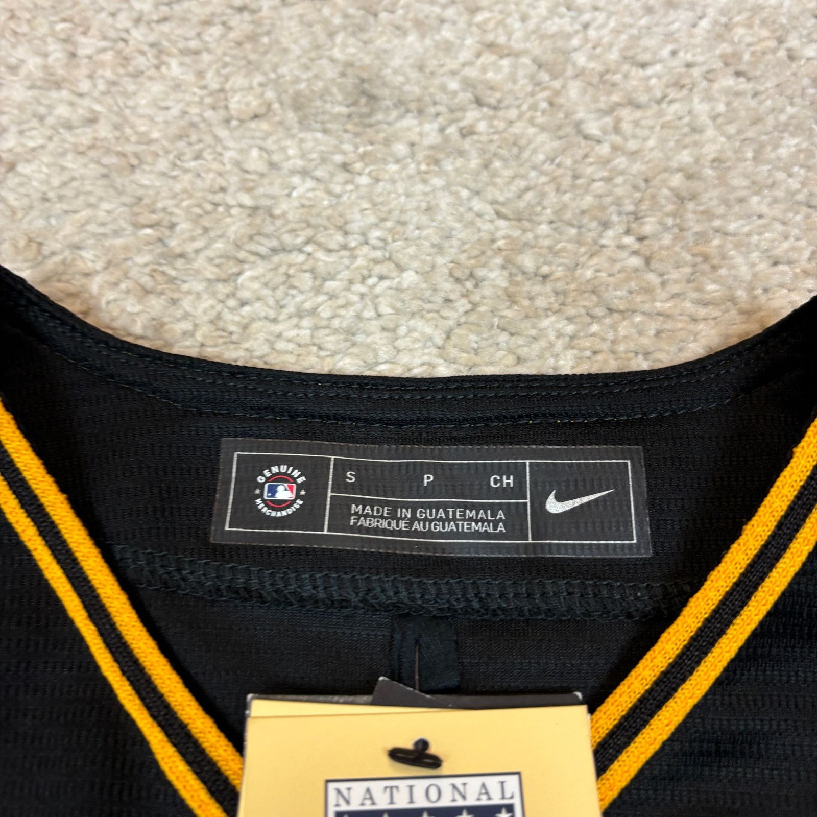 Nike NWT Nike Pittsburgh Pirates Jersey Small Baseball Clemente Size US S / EU 44-46 / 1 - 6 Thumbnail