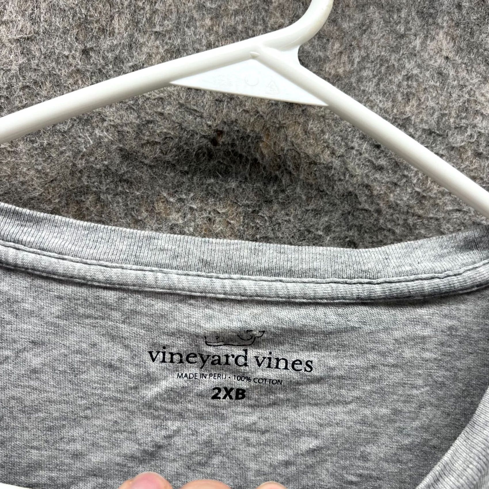 Vineyard Vines Vineyard Vines Shirt Men 2XB Gray Pink BBQ Whale Pocket Tee Limited Edition T-Shirt Big & Tall Size US XXL / EU 58 / 5 - 4 Thumbnail