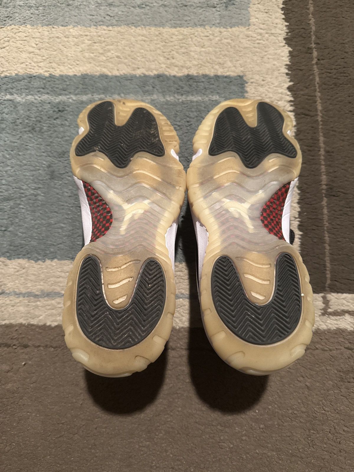 Jordan Brand Air Jordan 11 Low 72-10 Size US 12.5 / EU 45-46 - 5 Thumbnail