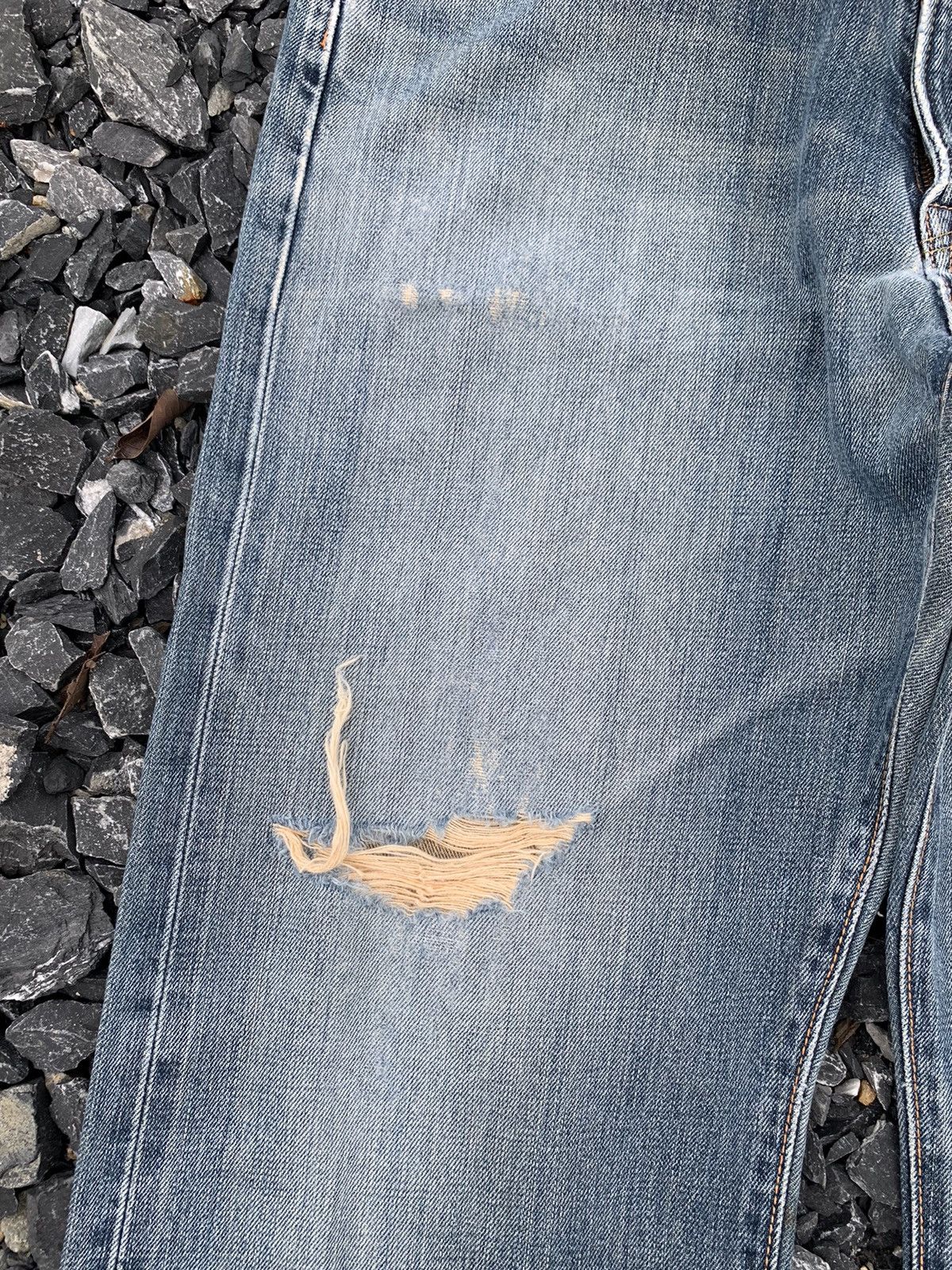 Edwin VINTAGE EDWIN 505 SELVEDGE RUSTY DISTRESSED JAPANESE DENIM Size US 31 - 13 Thumbnail