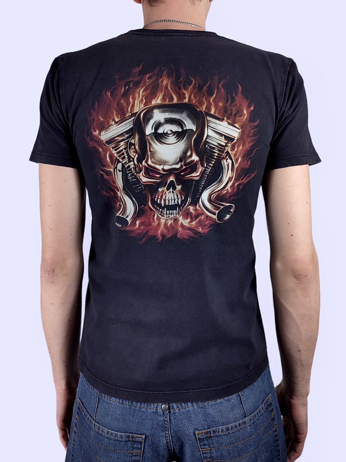 Vintage Y2K Vintage Wild Skull Flame Graphic Print Tee Size US S / EU 44-46 / 1 - 3 Thumbnail