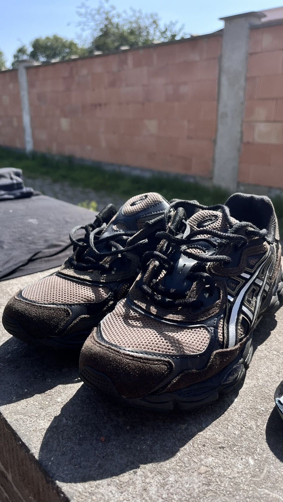 Asics ASICS GEL NYC PEPER BLACK Size US 8 / EU 41 - 2 Thumbnail