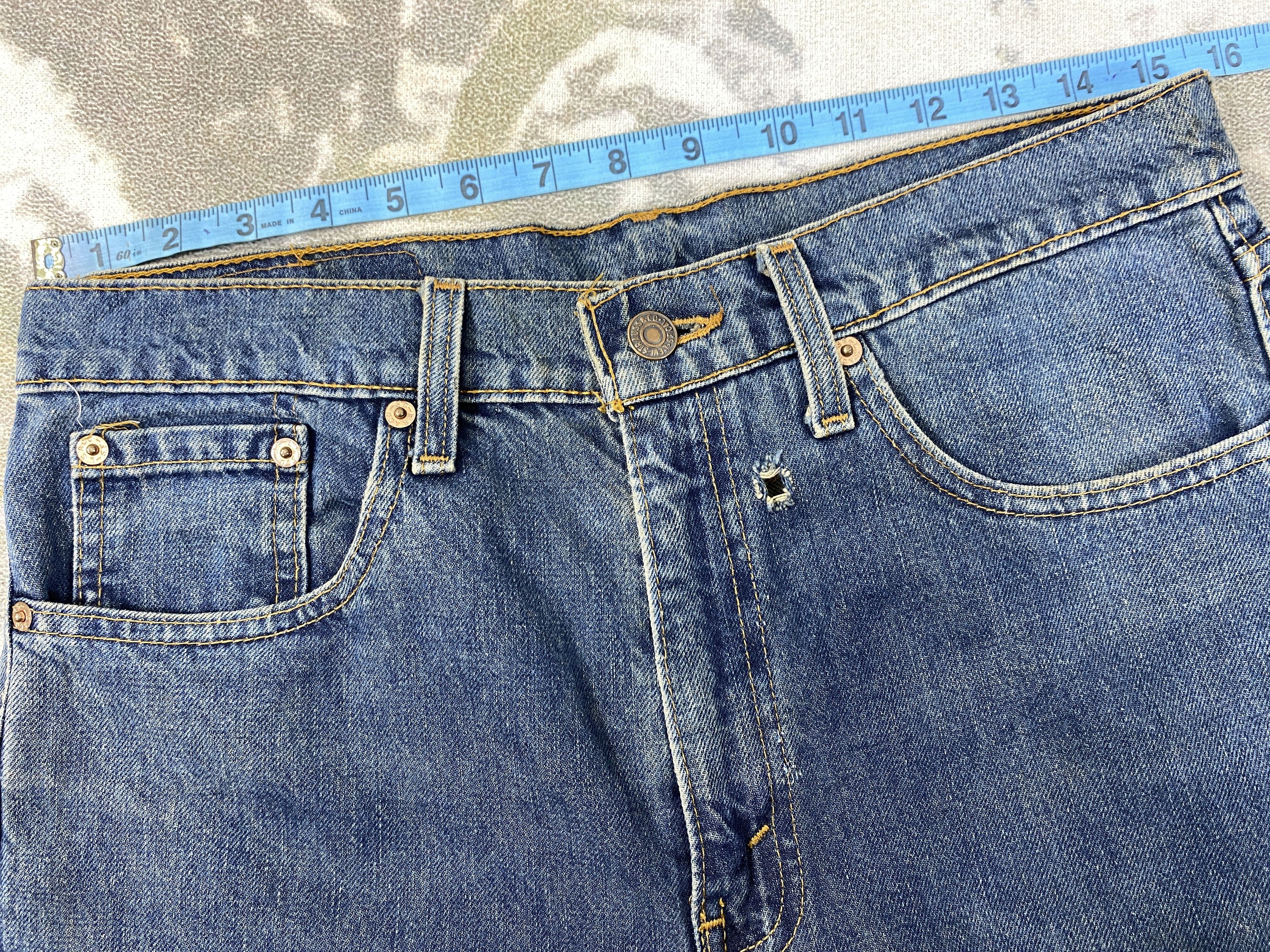 Levi's 90s Blue Vintage Levi's 504 USA 31x31.5 Denim -JN1086 Size US 31 - 5 Thumbnail