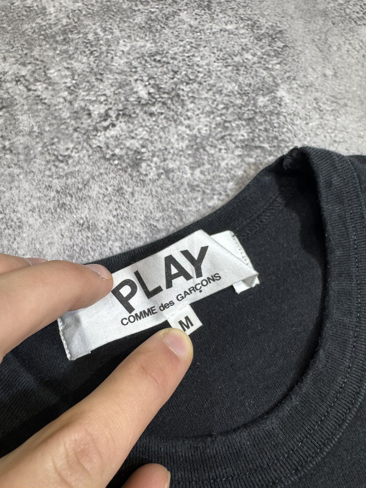 Comme des Garcons PLAY × Designer × Japanese Brand Play Comme des garçons heart logo designer Japanese tee Size US M / EU 48-50 / 2 - 4 Thumbnail