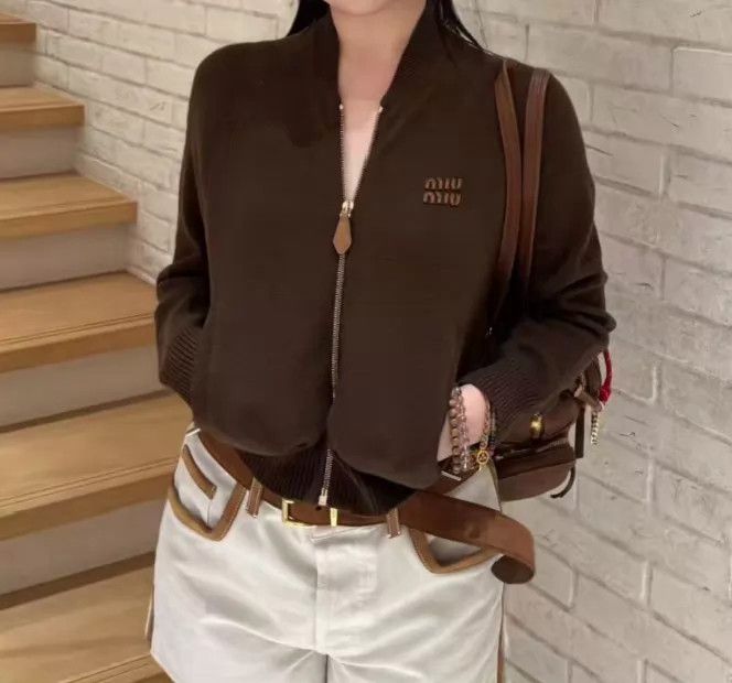 Miu Miu Miu Miu Brown Cashmere Knit Cardi Size 42 98 New Size M / US 6-8 / IT 42-44 - 9 Thumbnail