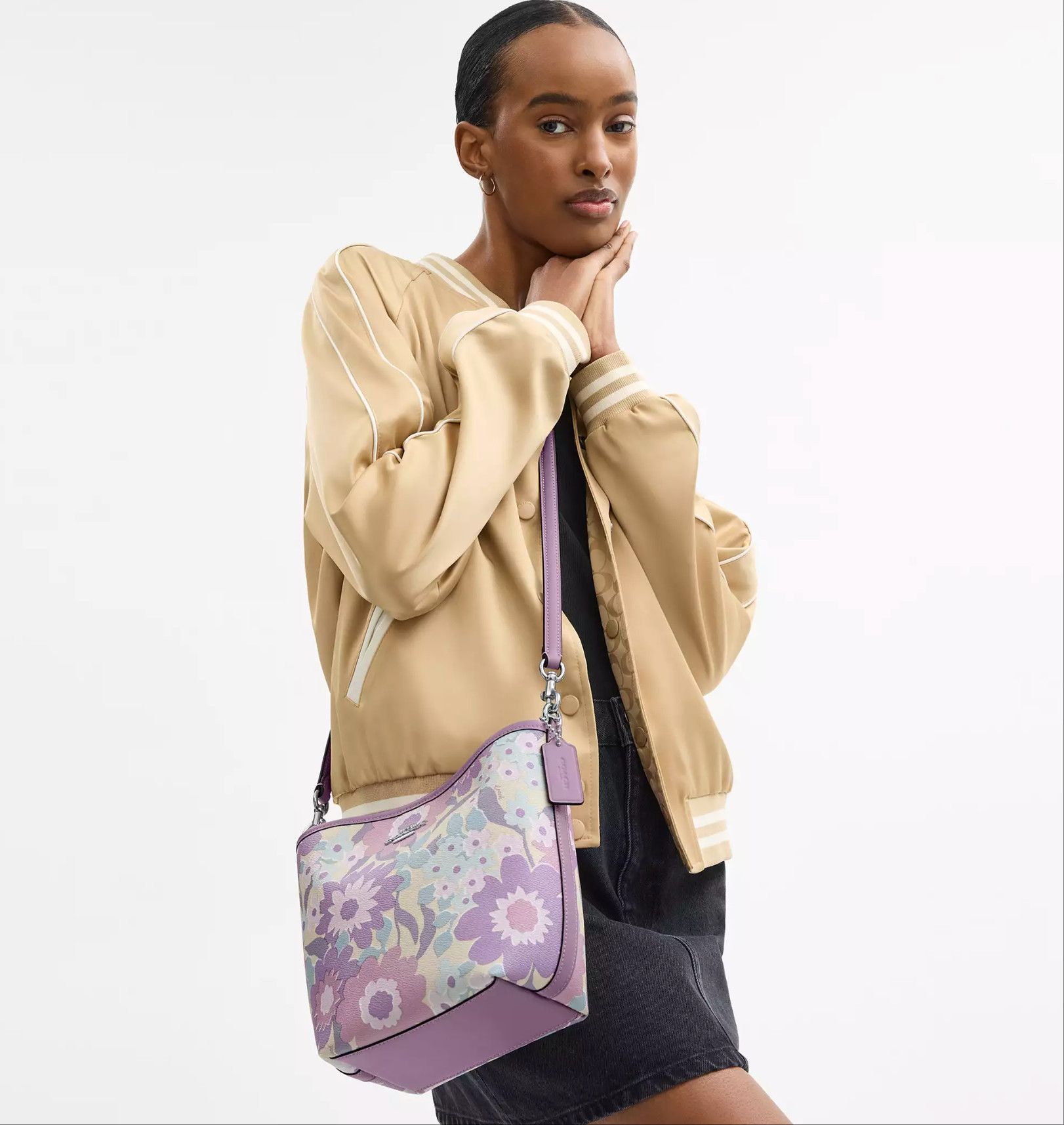 Coach NWT Coach City Bucket Bag With Floral Print CBG77 Size ONE SIZE - 11 Thumbnail