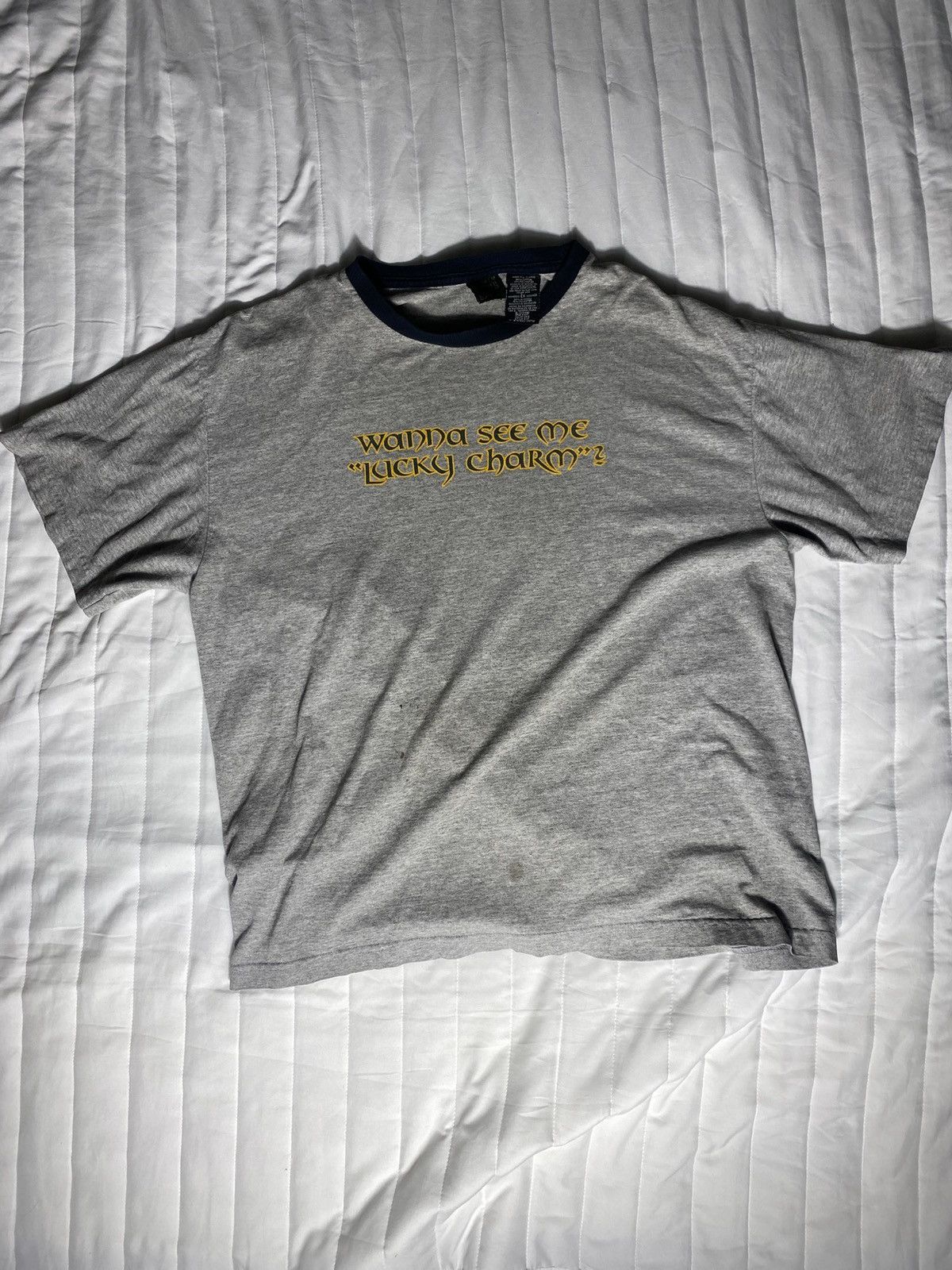 Vintage Wanna See Me Lucky Charm Gag Ringer TEE Size US XL / EU 56 / 4 - 1 Thumbnail
