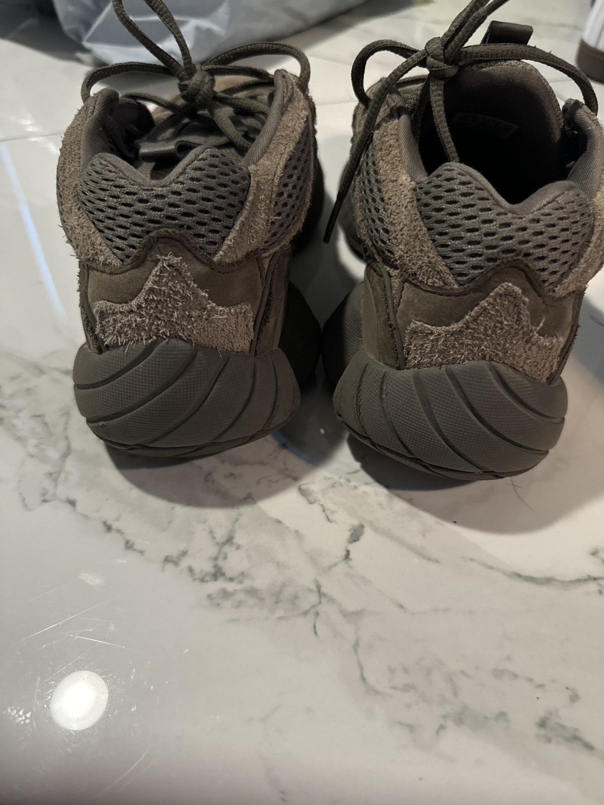 Adidas yeezy 500 Size US 9.5 / EU 42-43 - 4 Thumbnail